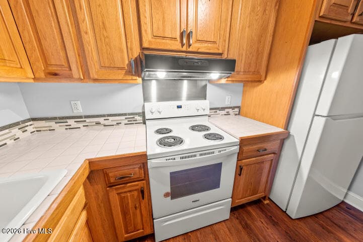 Condominium at 303 Midyette Street C13, Oriental, NC 28571, photo 18 of 72