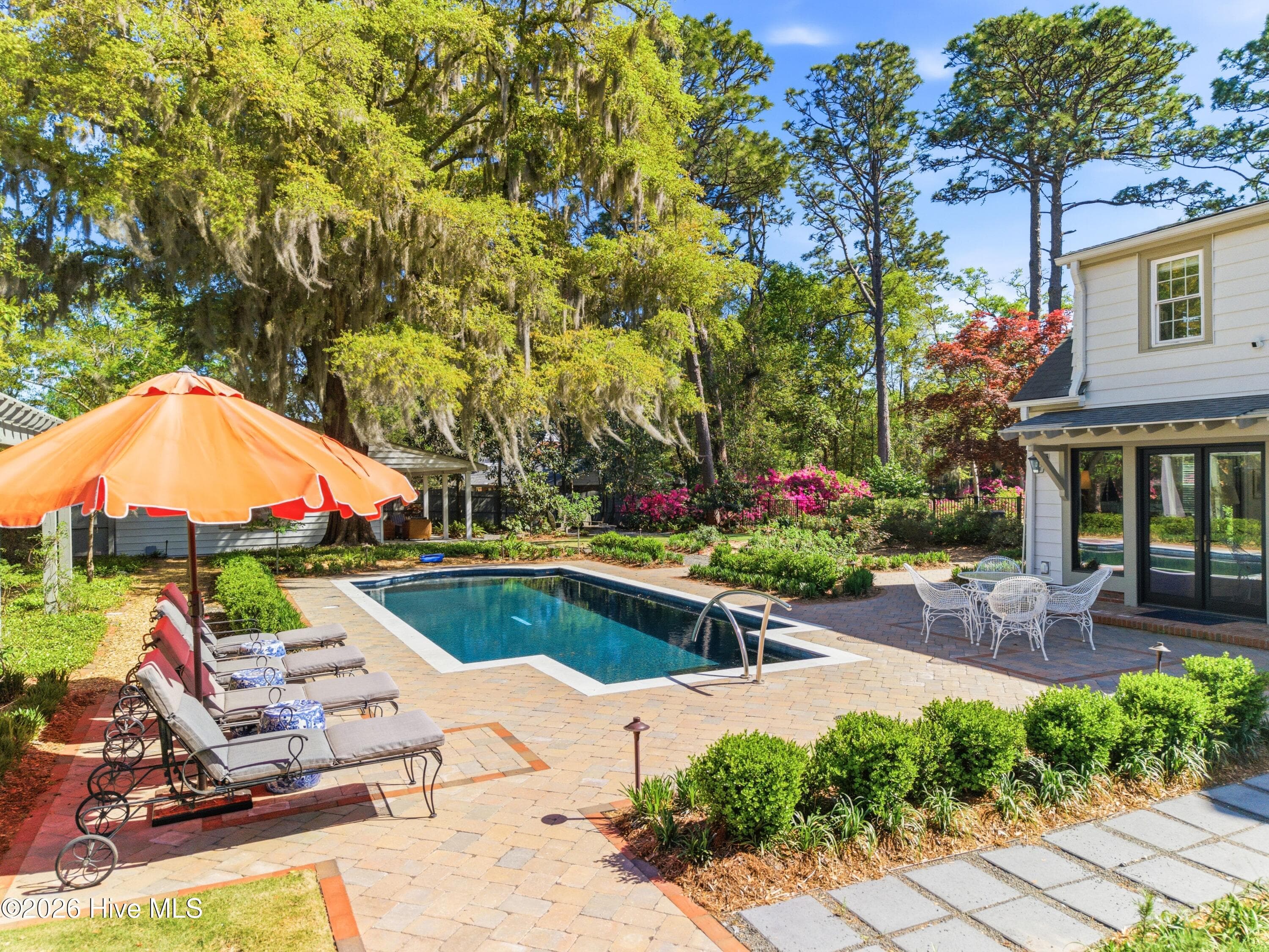 Single Family Residence at 2901 Oleander Drive, Wilmington, NC 28403, Wilmington, photo 15 of 85