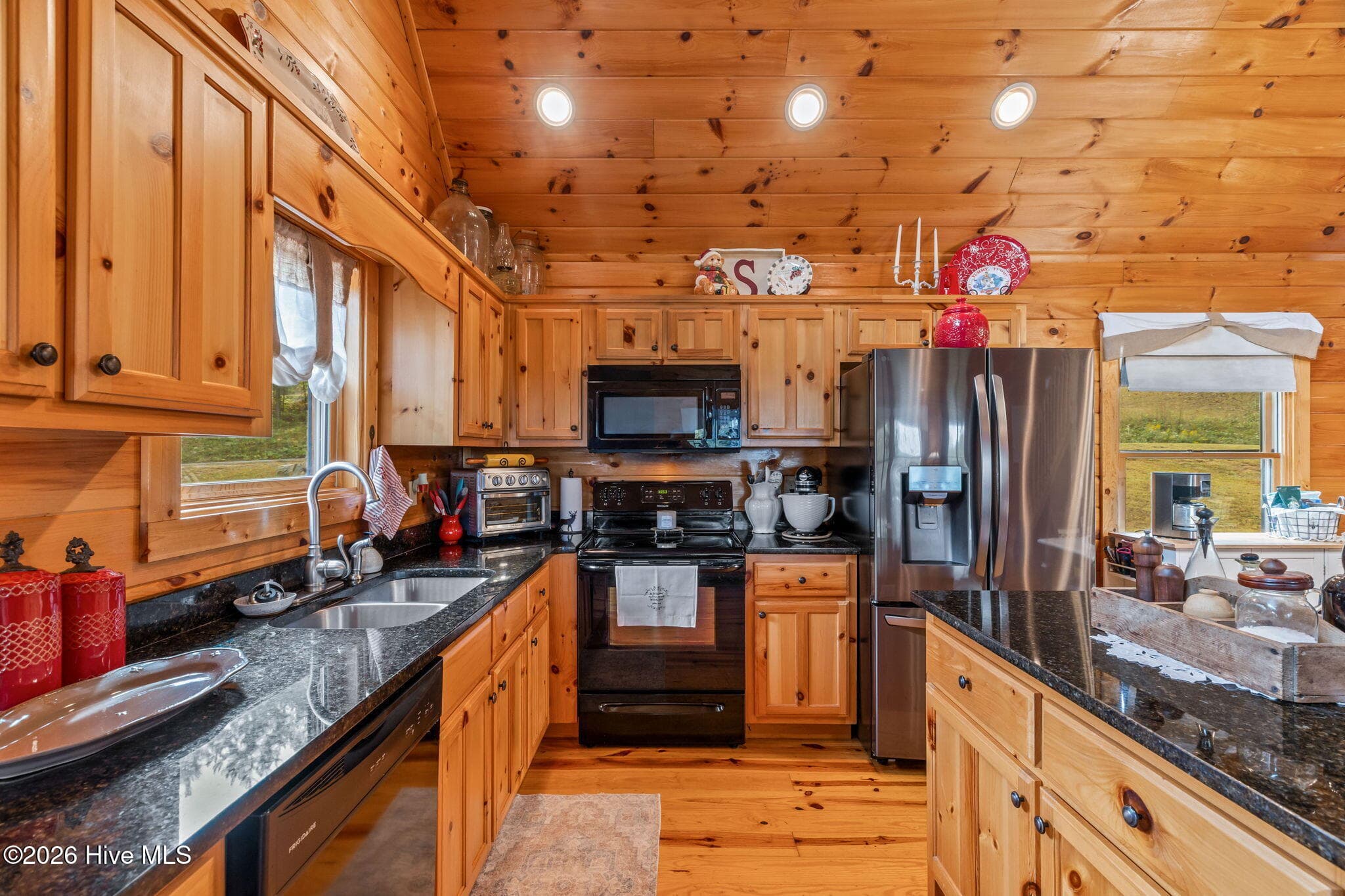 Single Family Residence at 140 Carolina Fox Circle, Murphy, NC 28906, photo 26 of 45