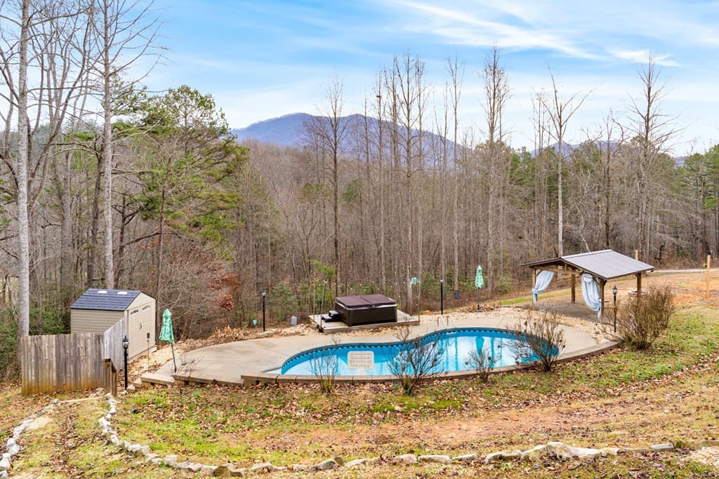 Single Family Residence at 202 Bell Orchard Drive, Hayesville, NC 28904, photo 6 of 43