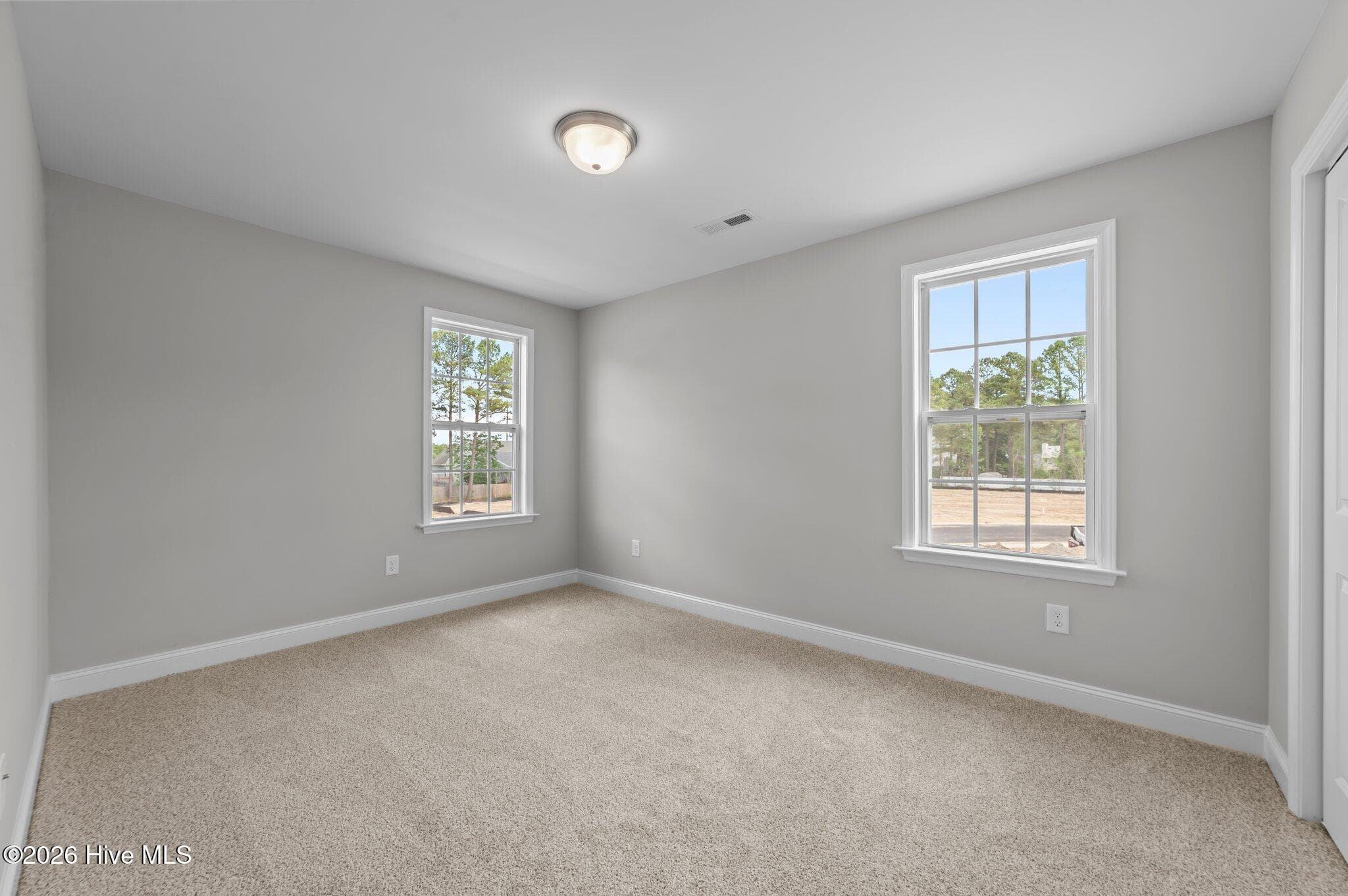 Photo of similar home - 878 Lendy Drive, Greenville, NC 27858