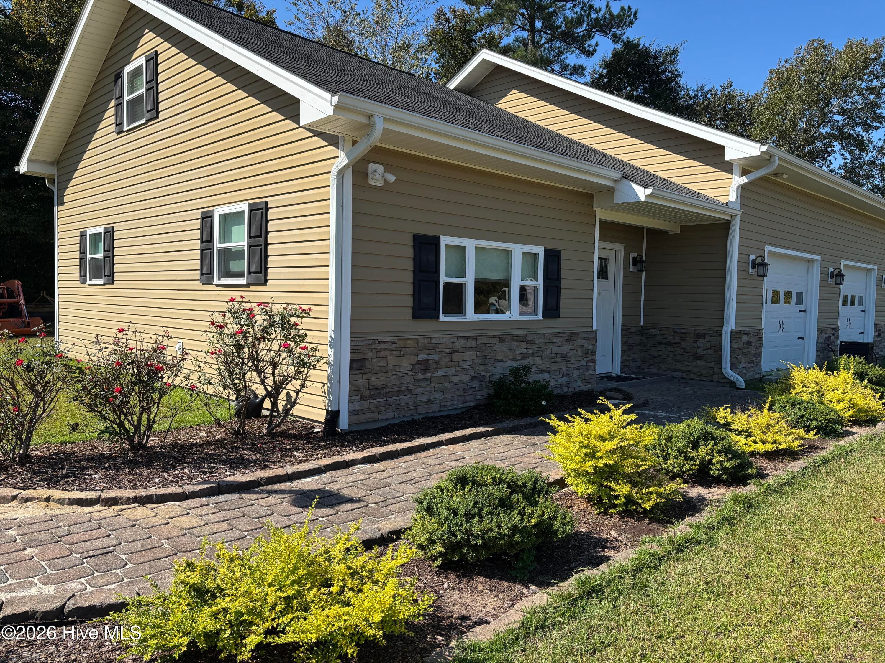 Single Family Residence at 593 La Wane Lane, Trenton, NC 28585, photo 4 of 55