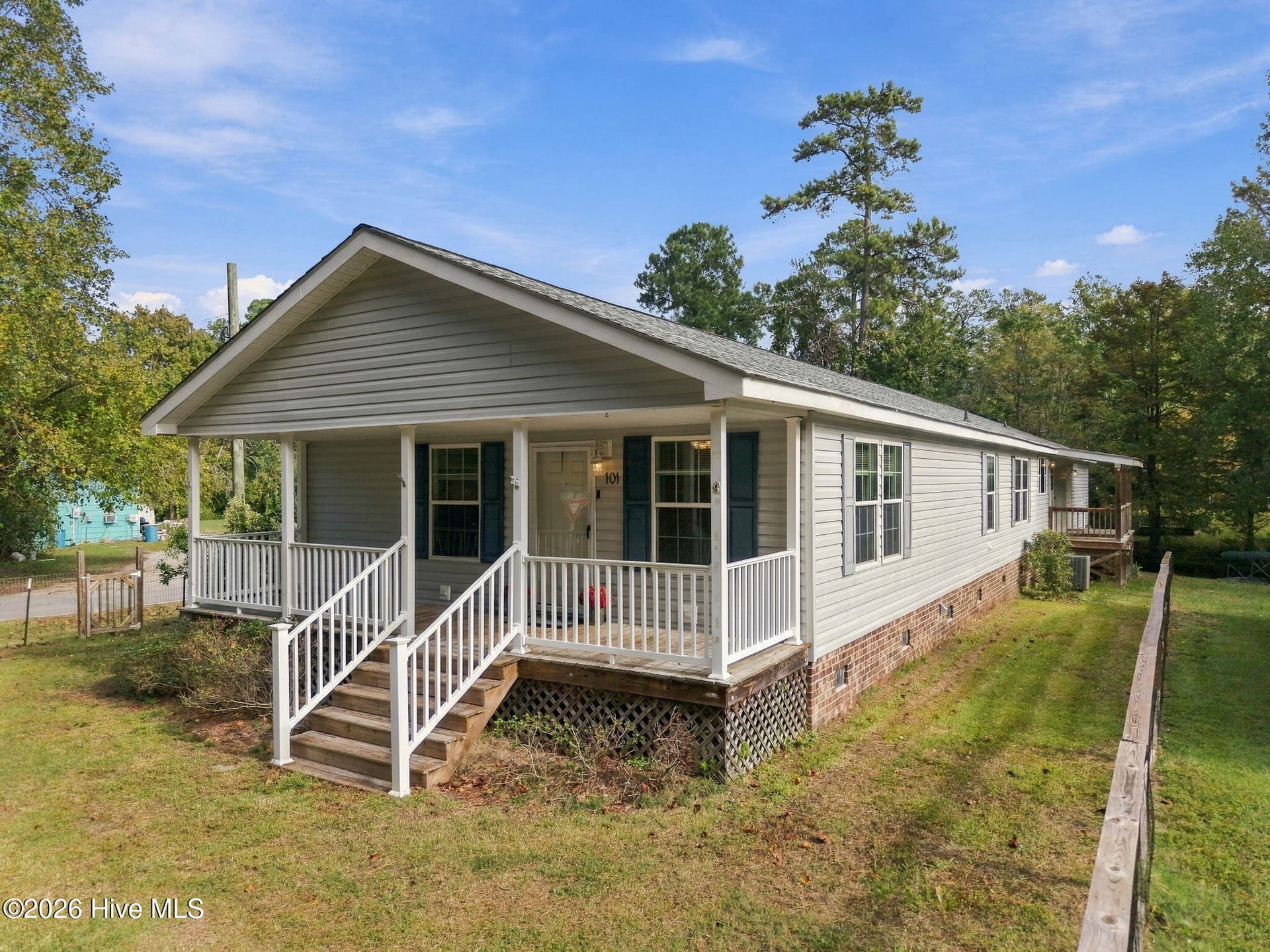 Single Family Residence at 101 Modoc Trail, Edenton, NC 27932, photo 2 of 48
