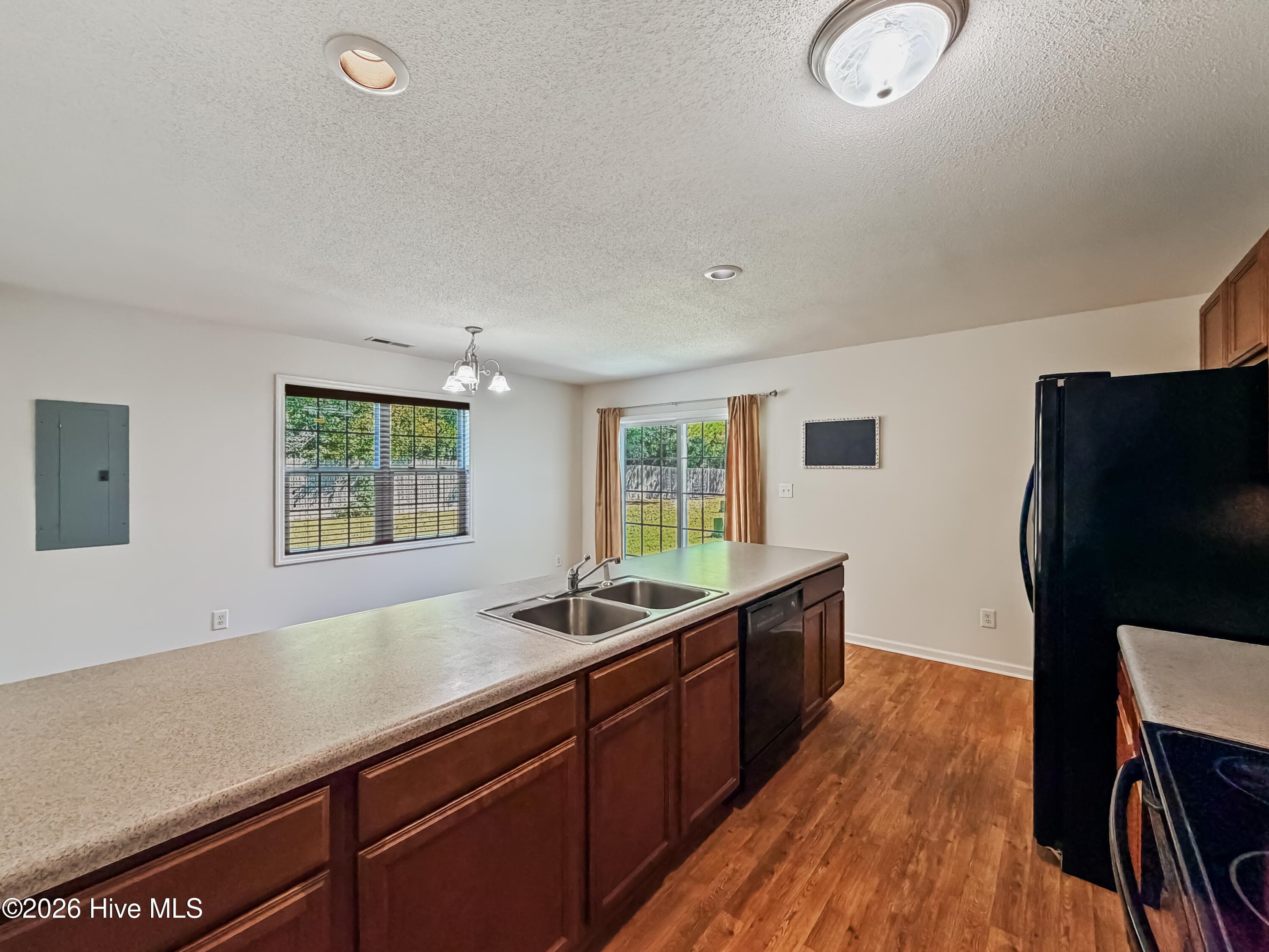 Townhouse at 164 Kelly Circle, Hubert, NC 28539, photo 11 of 33