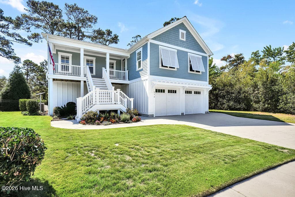 975 Softwind Way, Southport, NC 28461