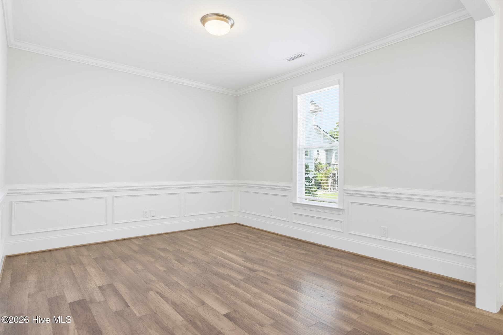 Single Family Residence at 13 Meon Lane, Hampstead, NC 28443, photo 5 of 64
