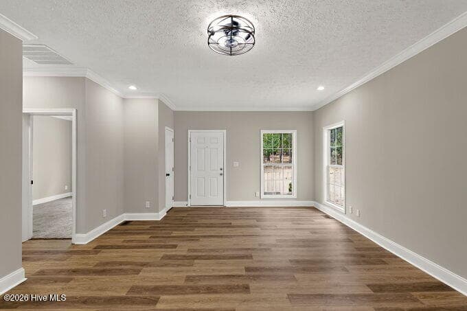 Single Family Residence at 1030 Stubby Oaks Road, Aberdeen, NC 28315, photo 6 of 42