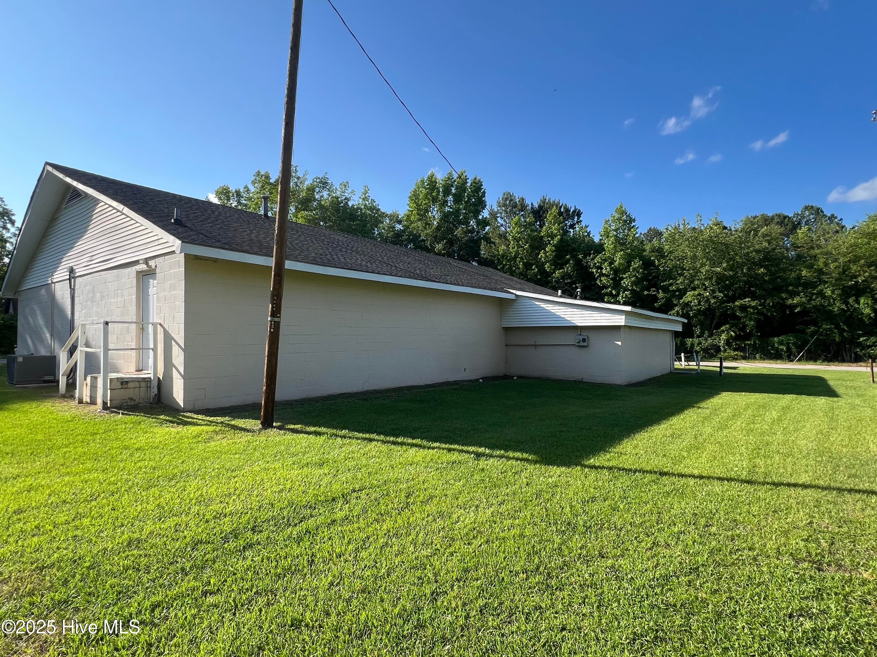 Commercial Sale at 101 Railroad Street, Rockingham, NC 28379, photo 3 of 8