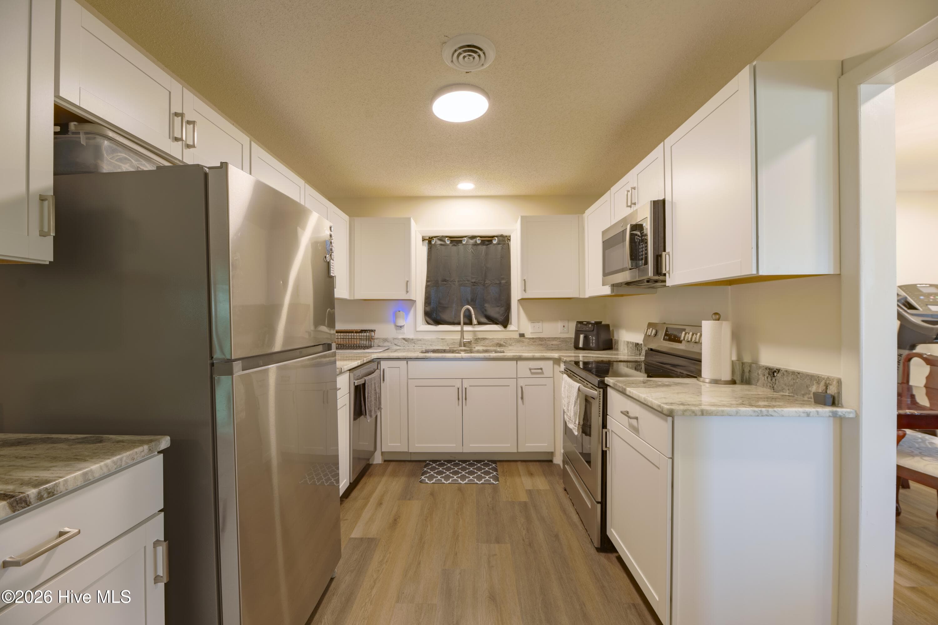 Single Family Residence at 2439 Barton Chapel Road, Augusta, GA 30906, photo 5 of 33