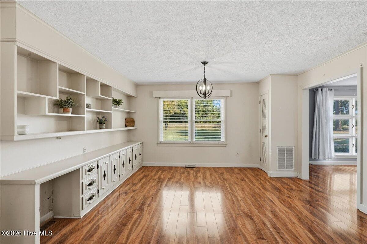 Single Family Residence at 1618 W US 70 Hwy W, Goldsboro, NC 27530, photo 9 of 56
