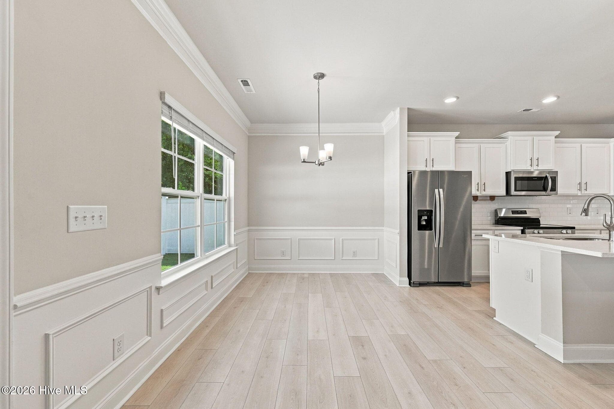 Single Family Residence at 744 Greenwich Place, Richlands, NC 28574, photo 13 of 54