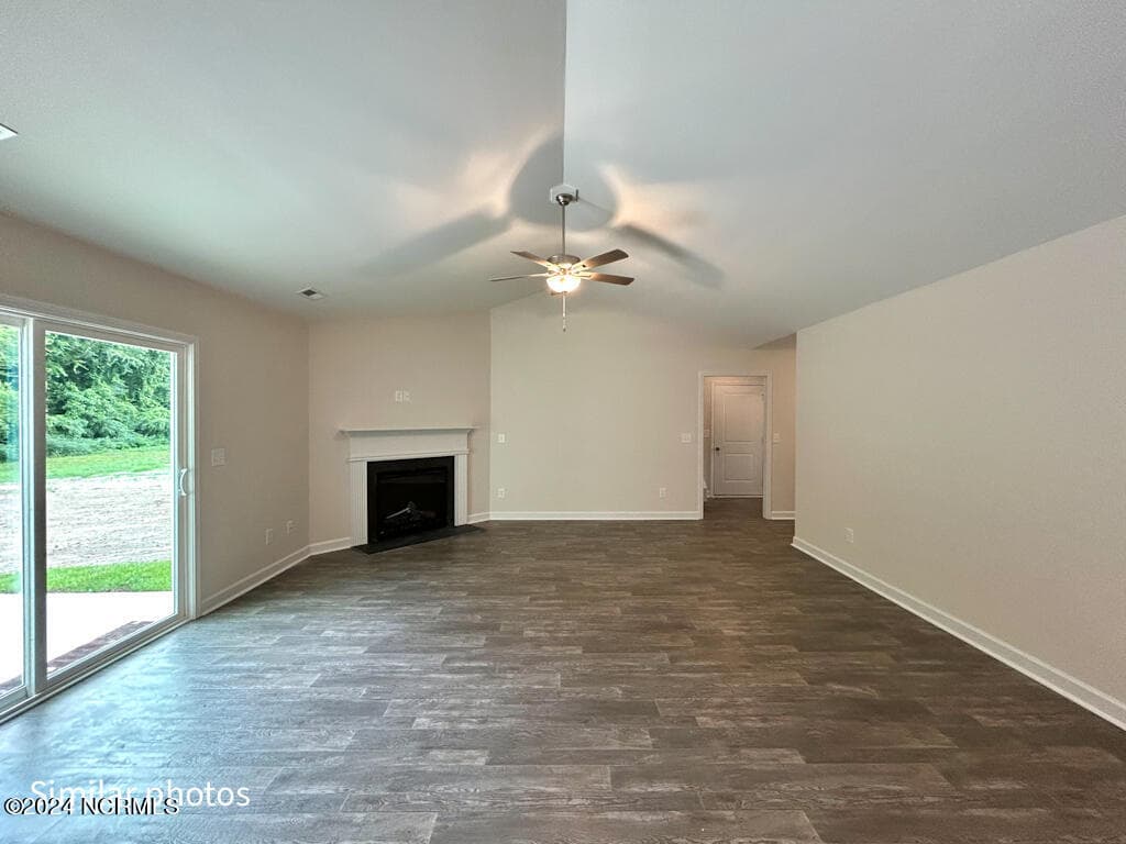 Single Family Residence at 511 Large Oak Drive, Hubert, NC 28539, photo 17 of 55