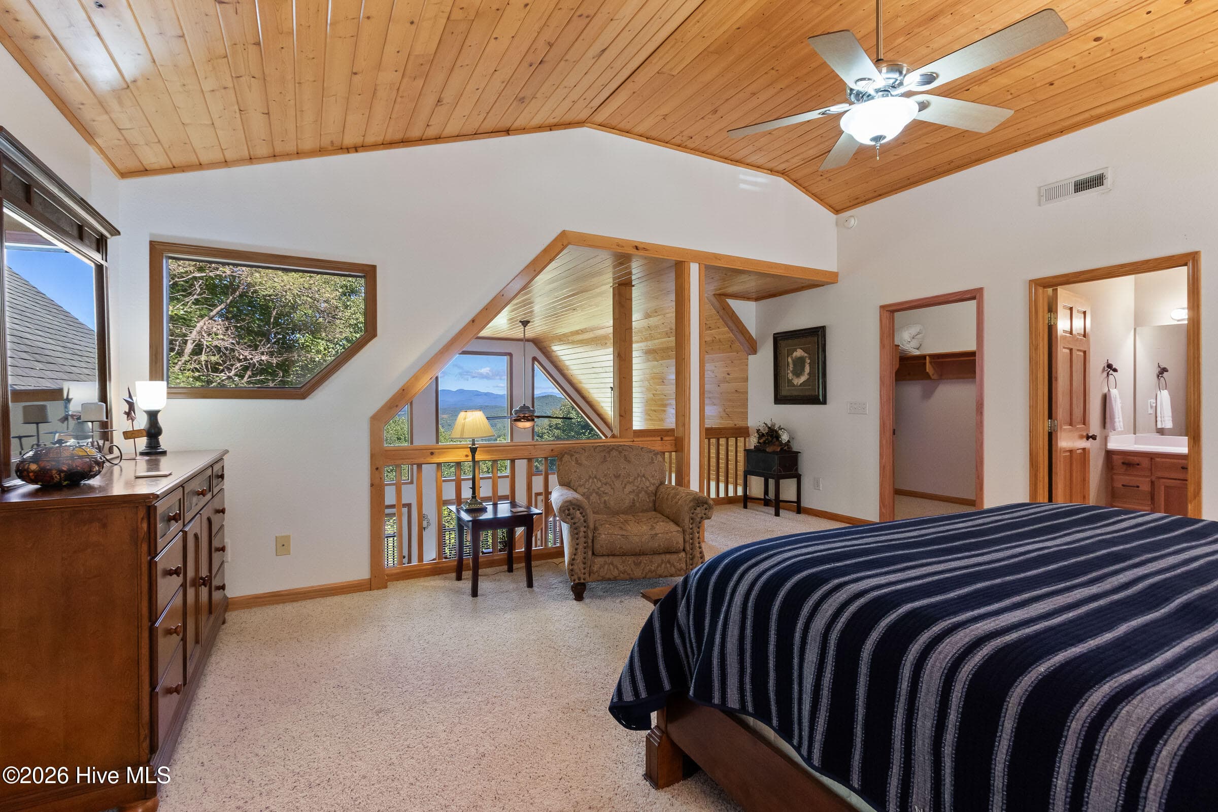 Single Family Residence at 660 Buck Ridge Drive, Murphy, NC 28906, photo 51 of 77