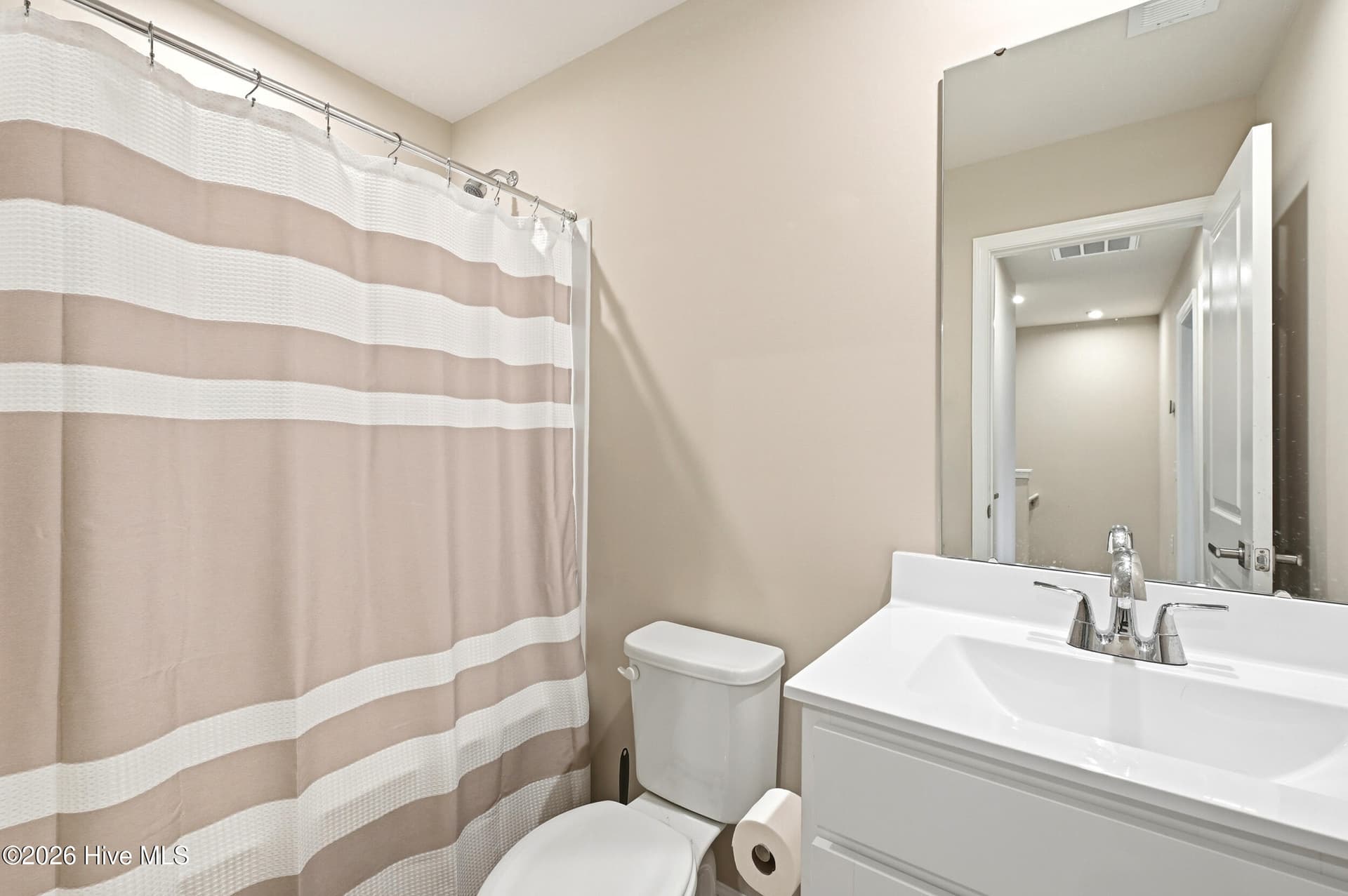 Townhouse at 3005 Edgemead Circle NW, Calabash, NC 28467, photo 21 of 42