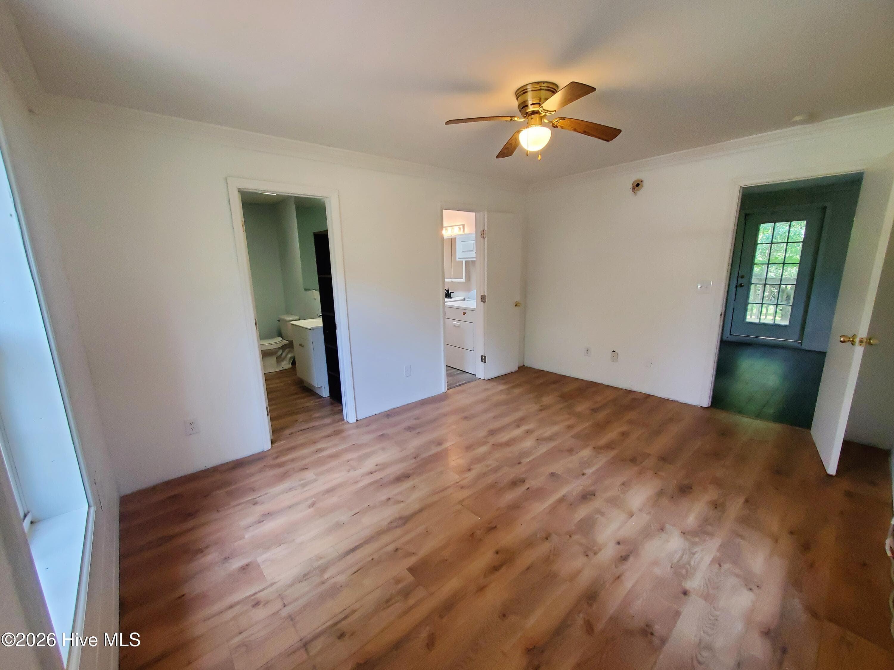 Single Family Residence at 425 Colonial Landing Road SE, Bolivia, NC 28422, photo 23 of 50