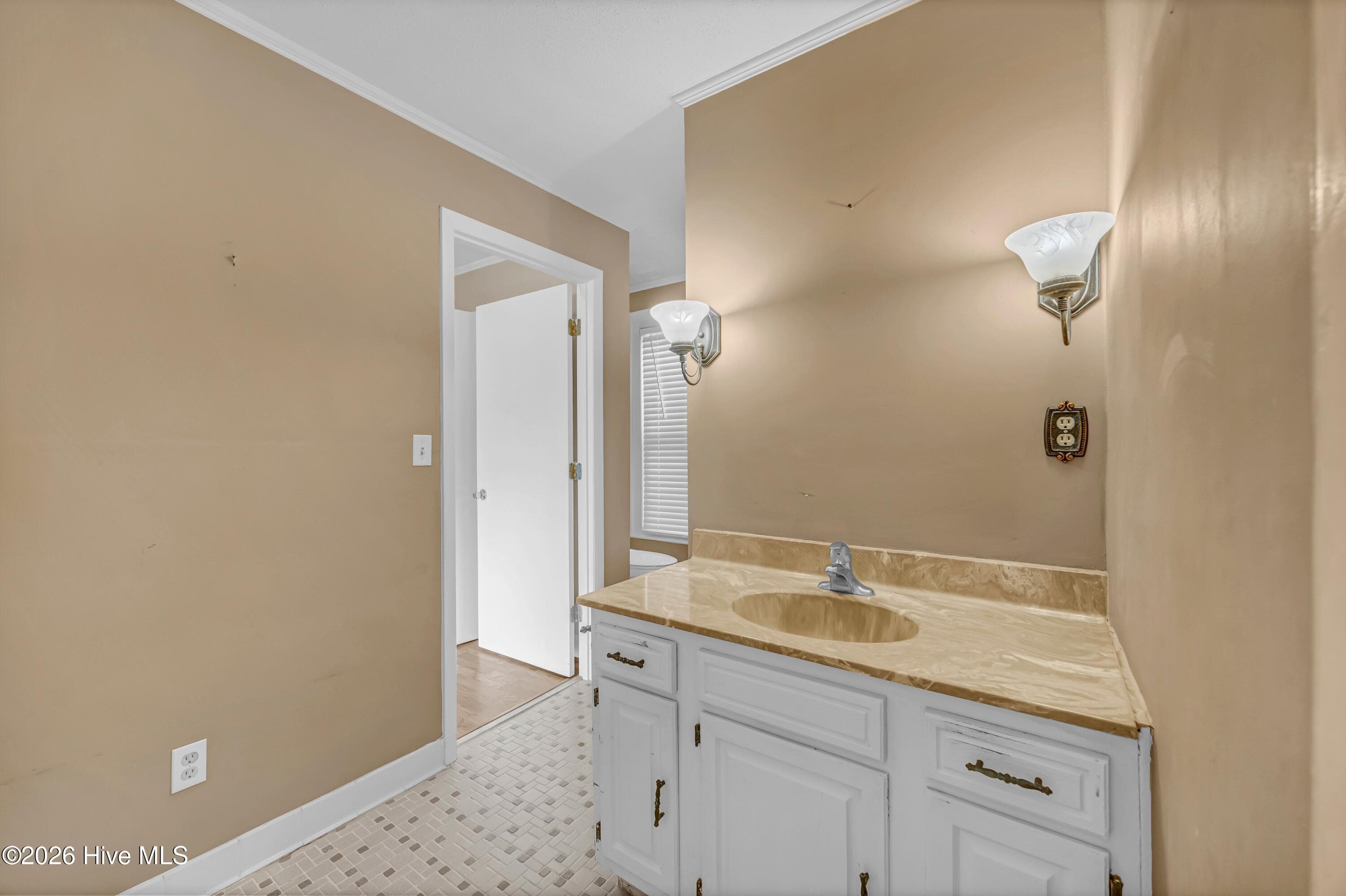 Single Family Residence at 4027 S Nc Hwy 11, Wallace, NC 28466, photo 15 of 27