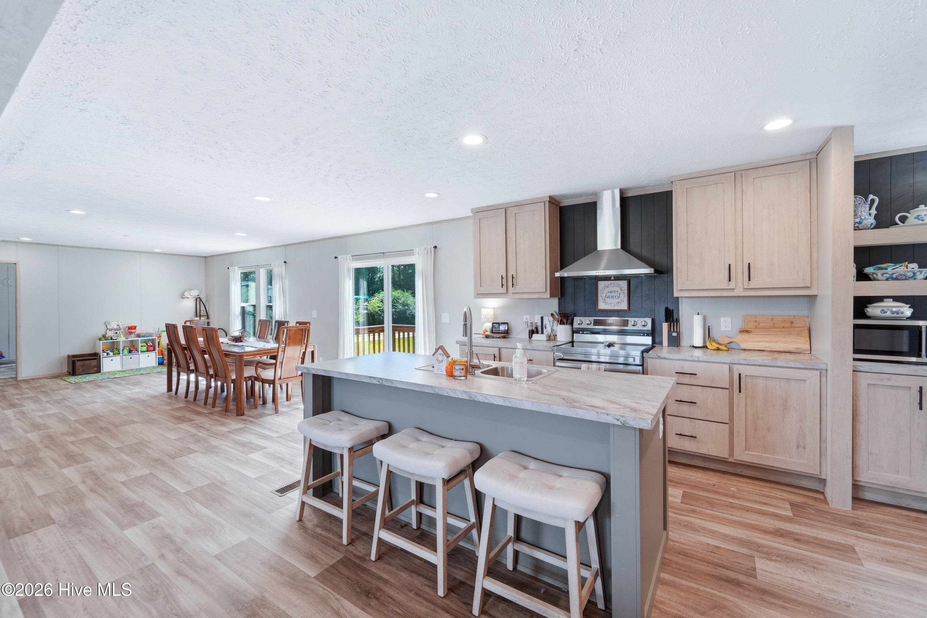 KITCHEN ISLAND - 856 Old 30 Road, Jacksonville, NC 28546