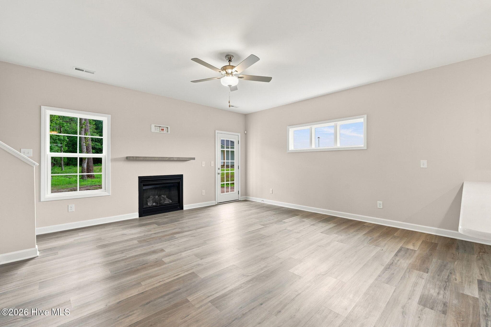 Single Family Residence at 987 Rialto Lane, Ayden, NC 28513, photo 12 of 68