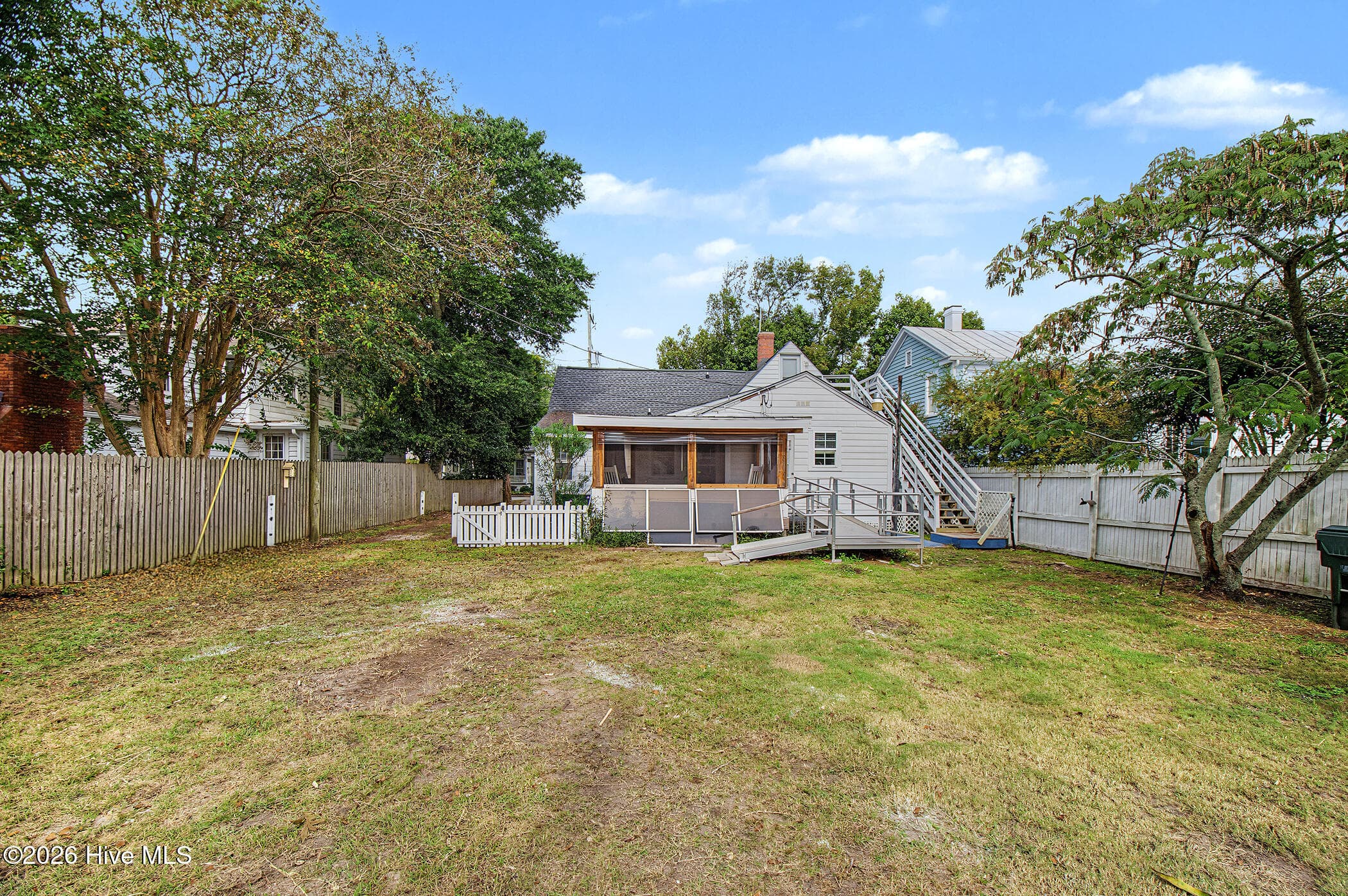 approx 55' x 198' Lot - 212 Orange Street, Beaufort, NC 28516
