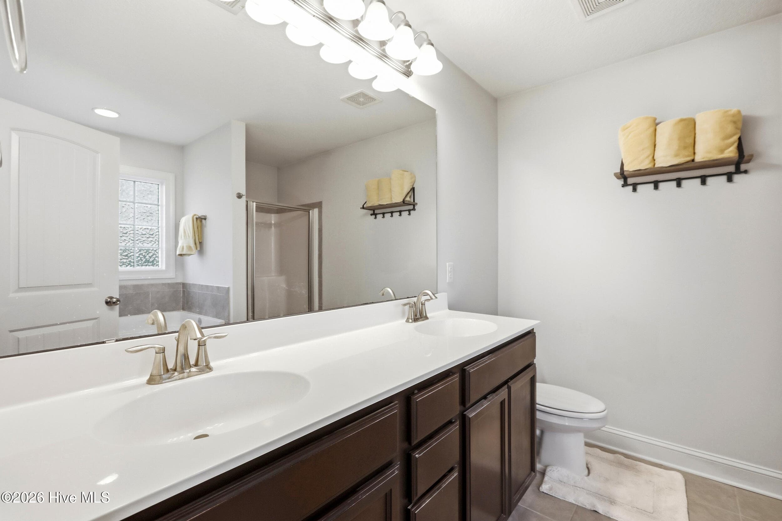 Single Family Residence at 306 Wood House Drive, Jacksonville, NC 28546, photo 24 of 56