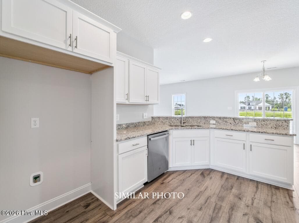 Single Family Residence at 221 Big August Way, Jacksonville, NC 28546, photo 6 of 39