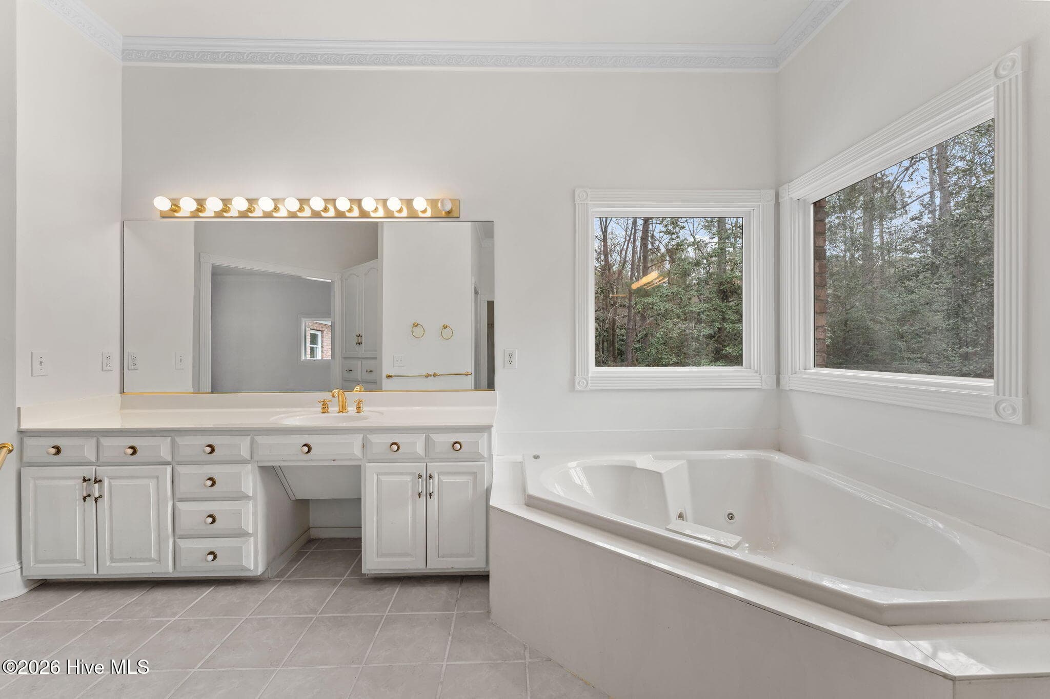 Primary bathroom with garden tub. - 22 Lochmere Drive, Pinehurst, NC 28374