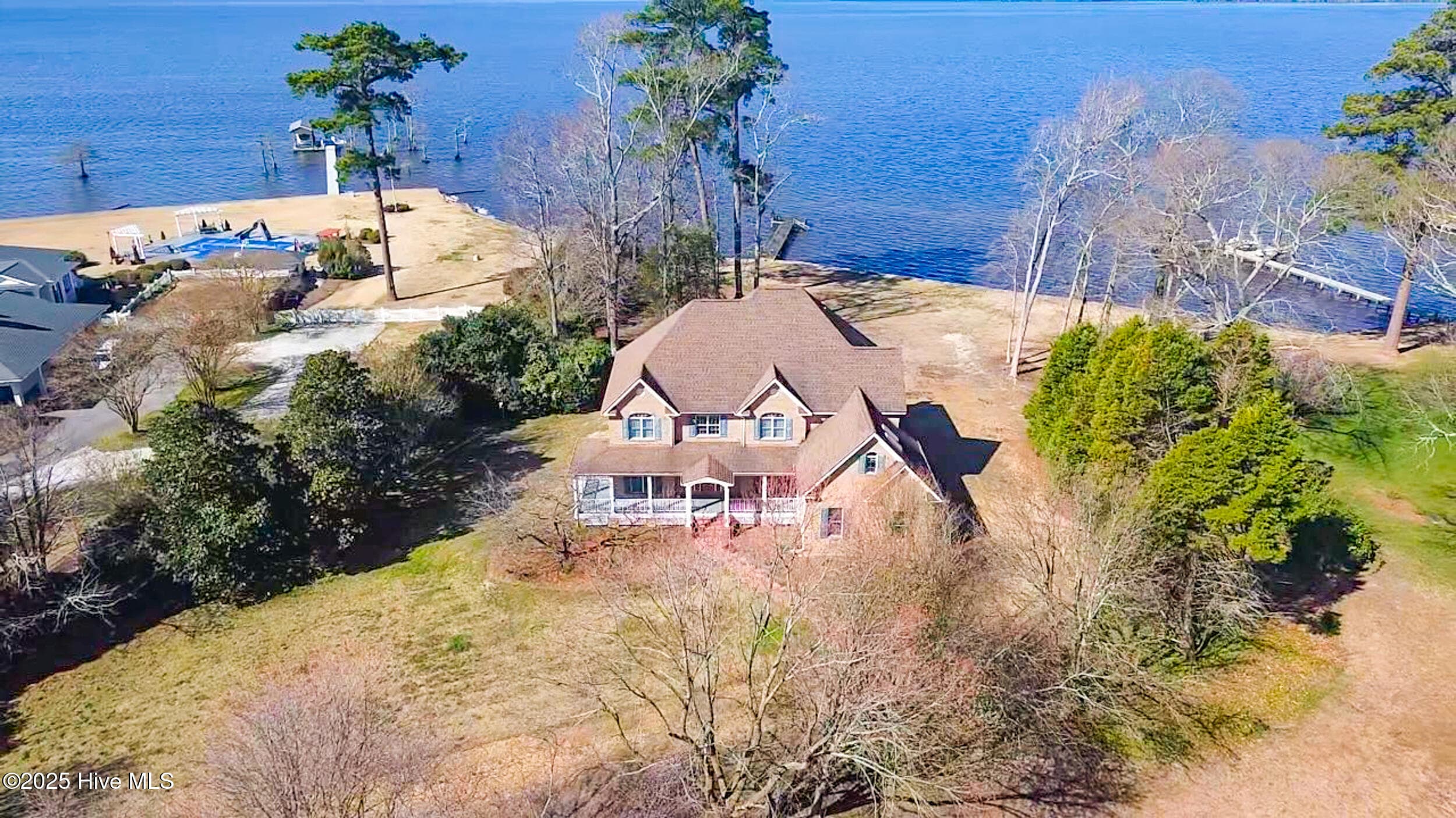 Single Family Residence at 204 Blair Court, Edenton, NC 27932, photo 4 of 4