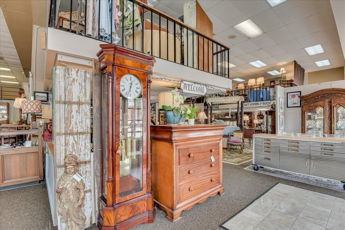 Business at 114 W 6th Street, Waynesboro, GA 30830, photo 20 of 75