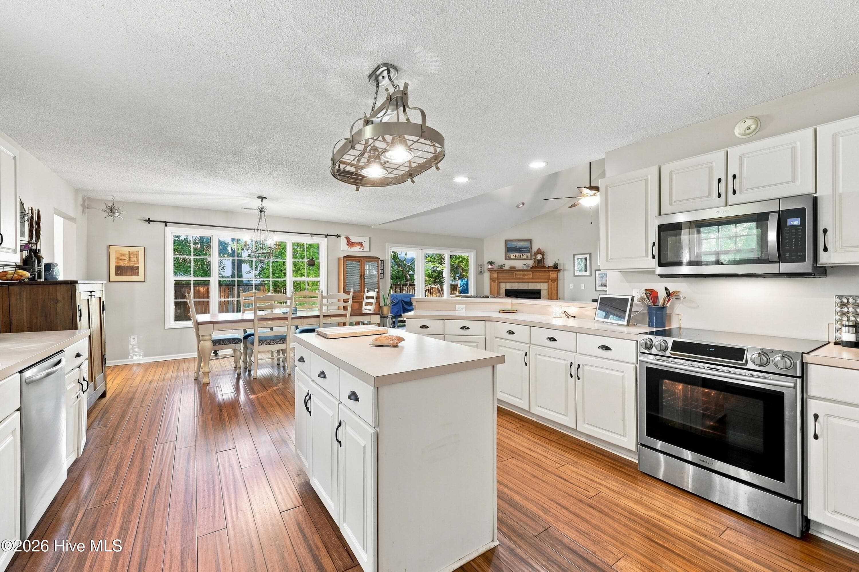 Single Family Residence at 416 Masters Lane, Hampstead, NC 28443, photo 20 of 53