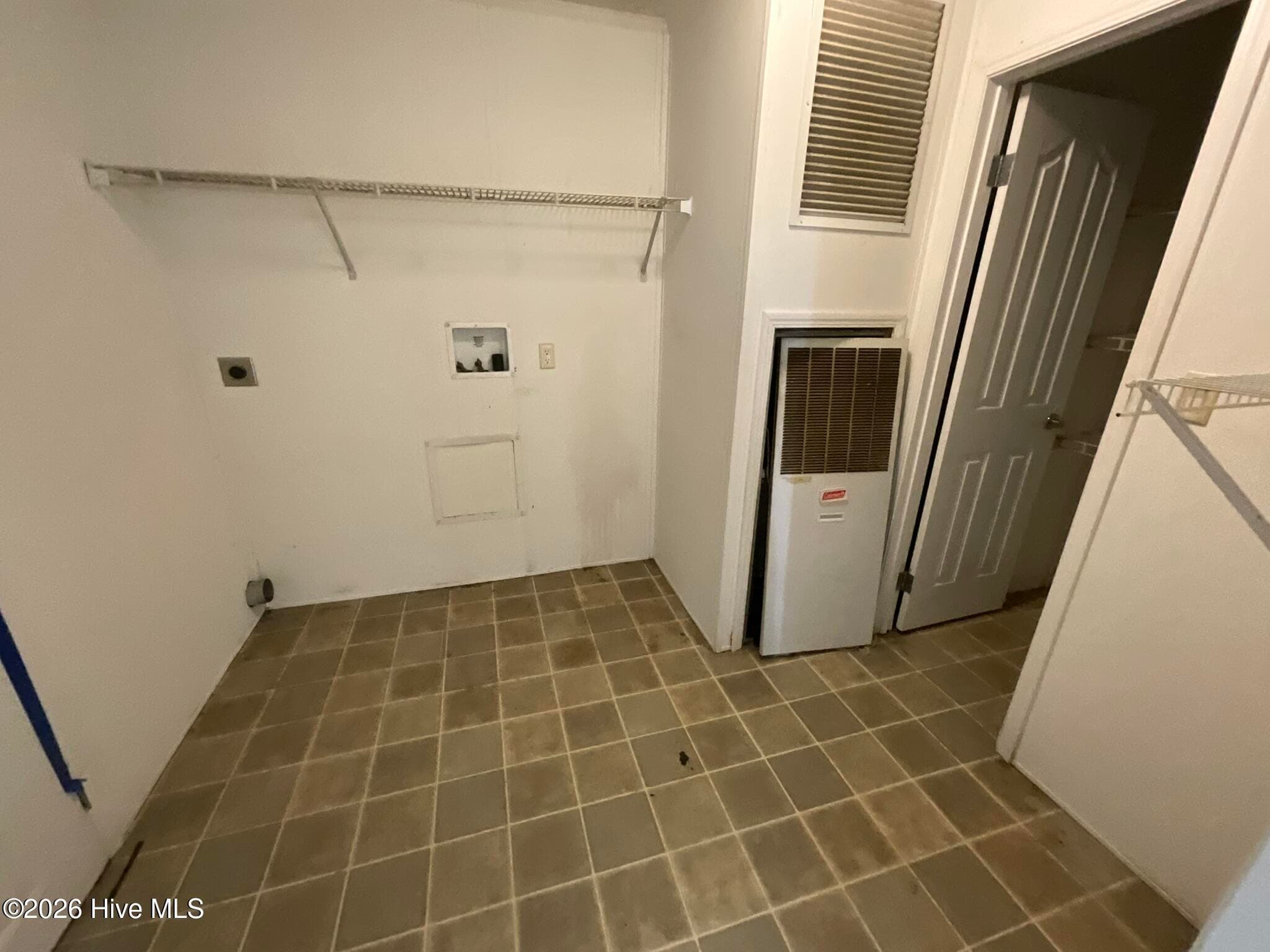 Manufactured Home at 102 Cypress Knee Drive, Richlands, NC 28574, Richlands, photo 14 of 18