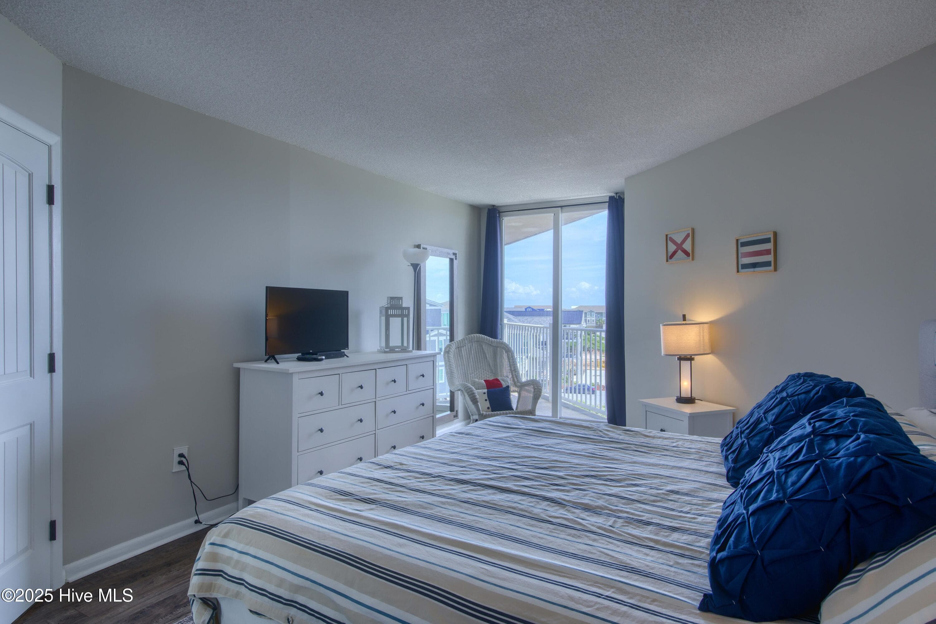 Condominium at 2000 New River Inlet Road Unit 3313, North Topsail Beach, NC 28460, photo 17 of 38