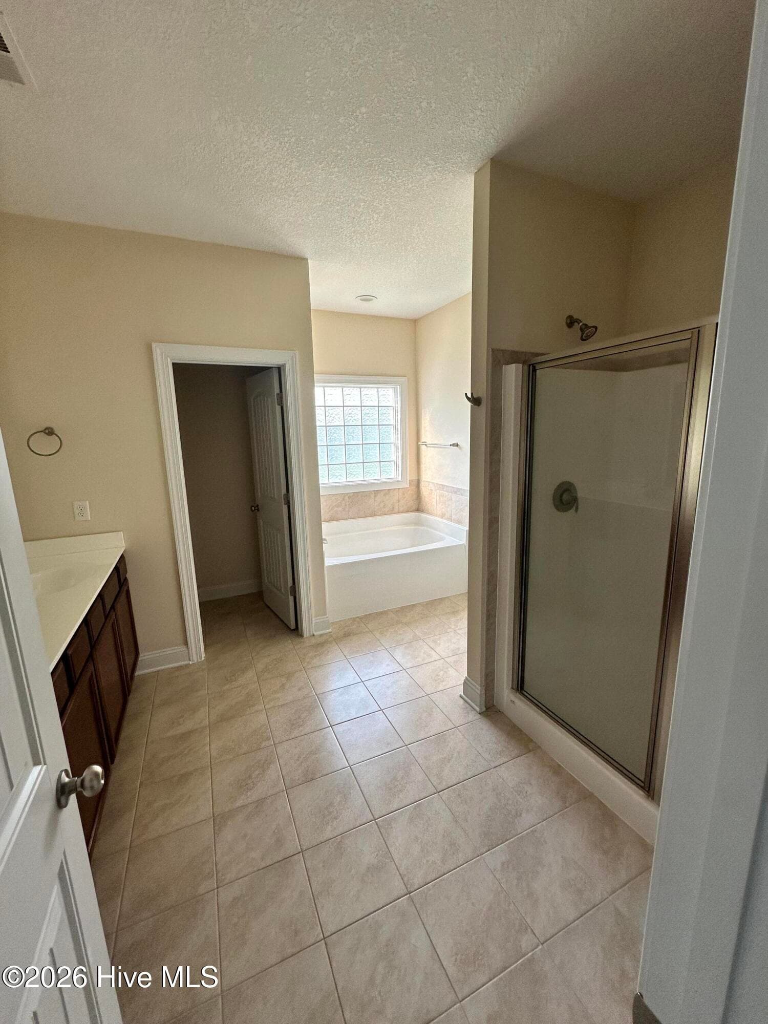 Single Family Residence at 204 Messenger Court, Jacksonville, NC 28546, photo 15 of 49