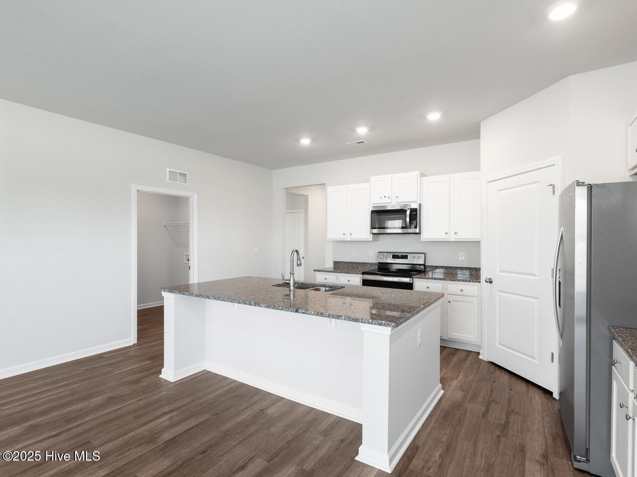 Single Family Residence at 2110 Cypress Hill Drive SE Lot 89, Bolivia, NC 28422, photo 13 of 38