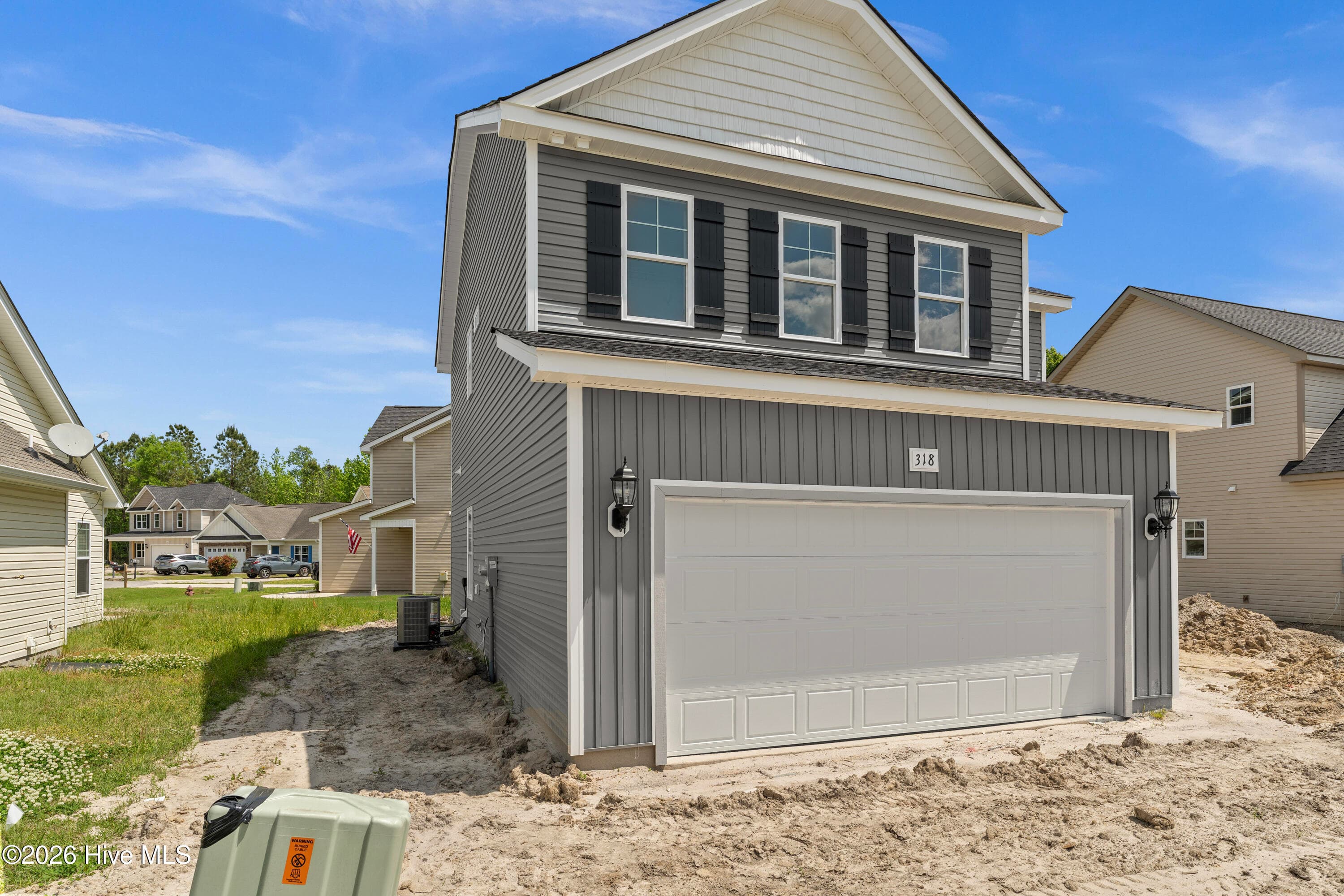 Single Family Residence at 318 Hawks Bluff Drive, New Bern, NC 28560, photo 17 of 109