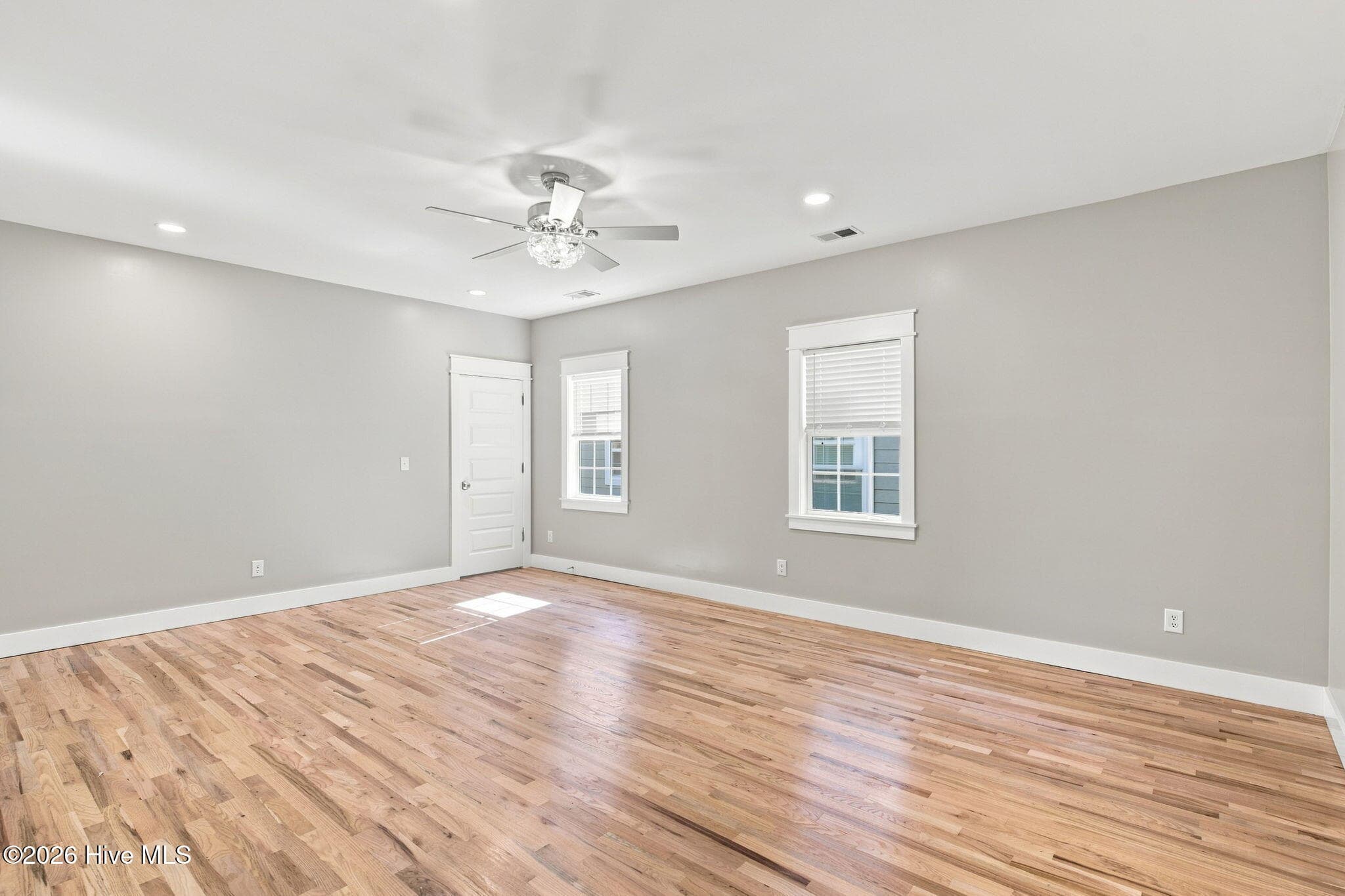 Single Family Residence at 512 Queen Street, Wilmington, NC 28401, photo 46 of 95