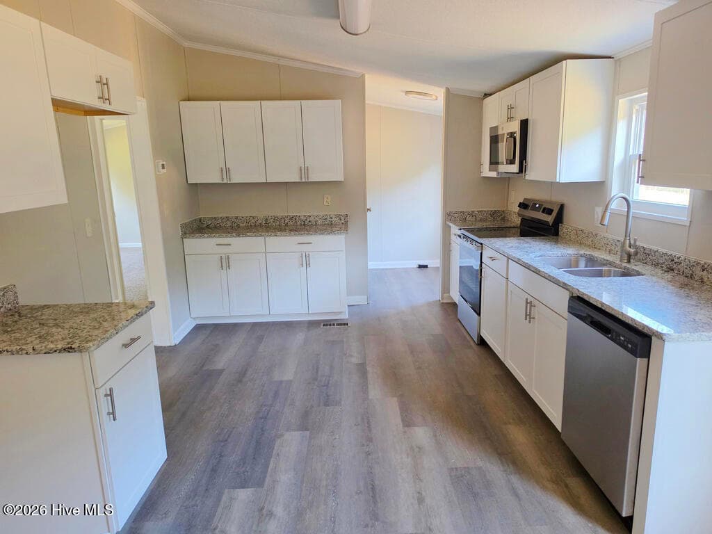 Manufactured Home at 241 Hickory Lane, Aurora, NC 27806, photo 13 of 30