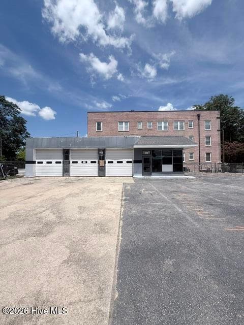 Commercial Sale at 109 Green Street E, Wilson, NC 27893, Wilson, photo 4 of 4