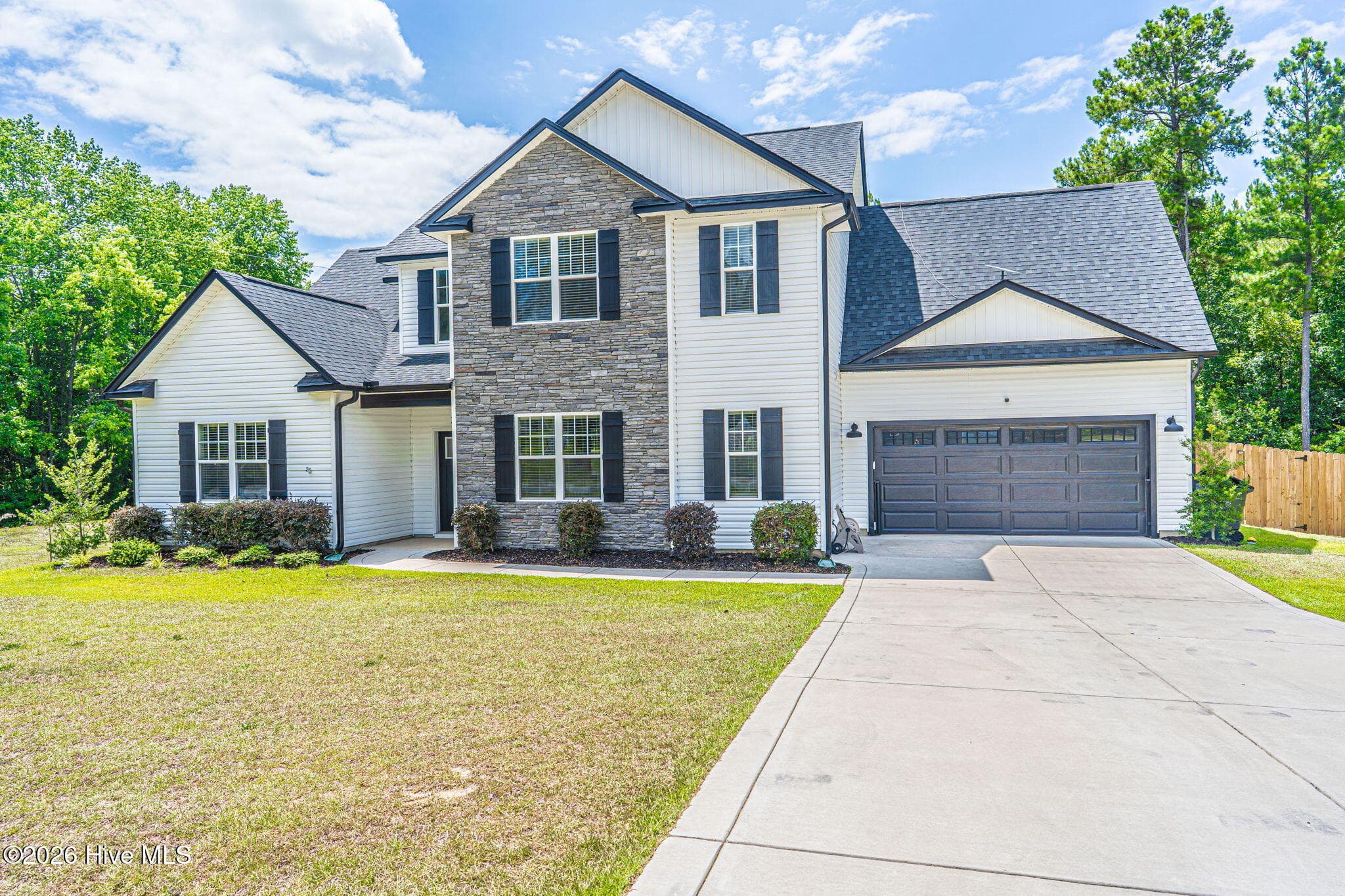 Single Family Residence at 21 Solomon Drive, Cameron, NC 28326, photo 3 of 32