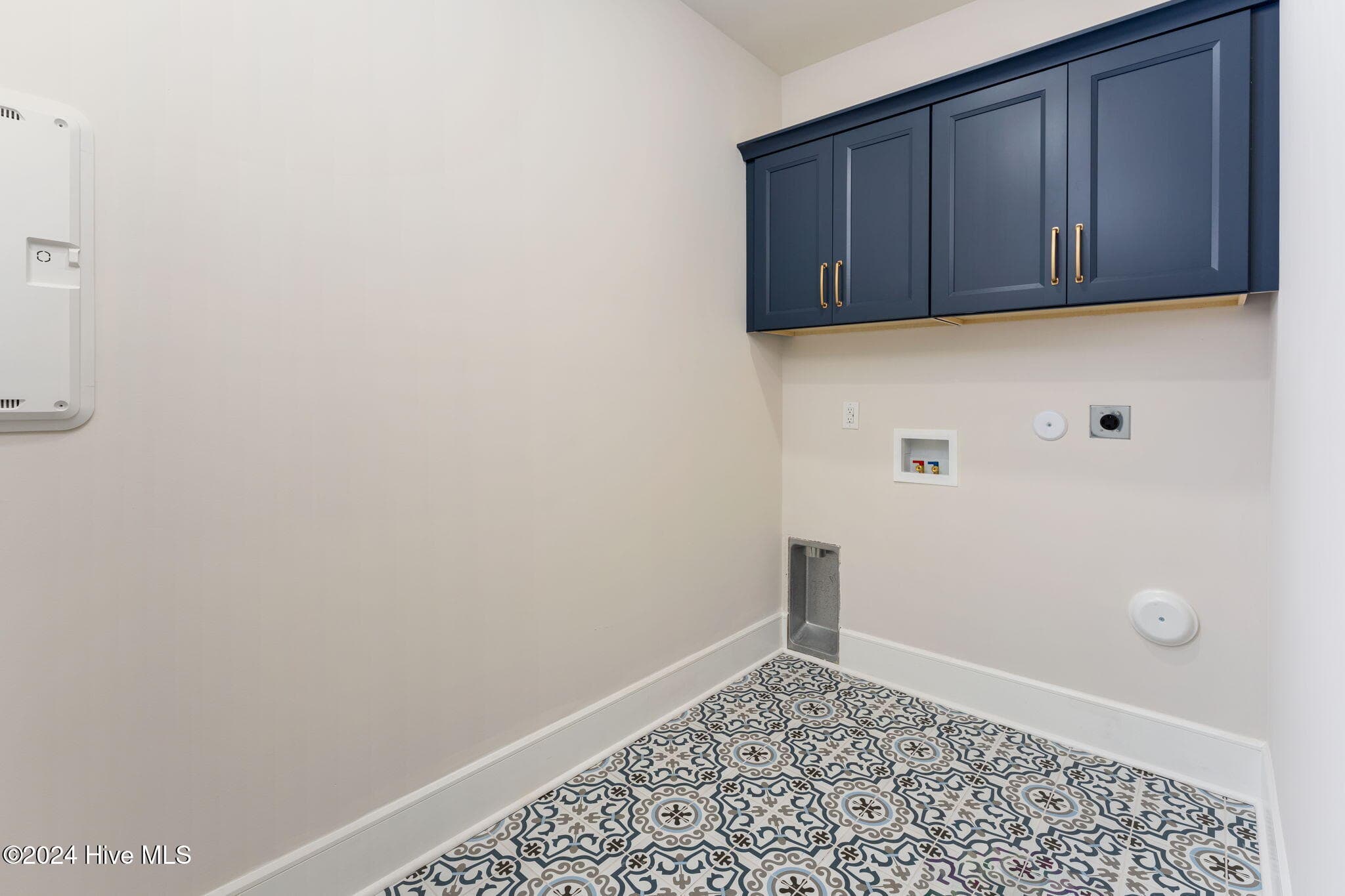 Townhouse at 115 Seagate Place, Wilmington, NC 28403, photo 3 of 4