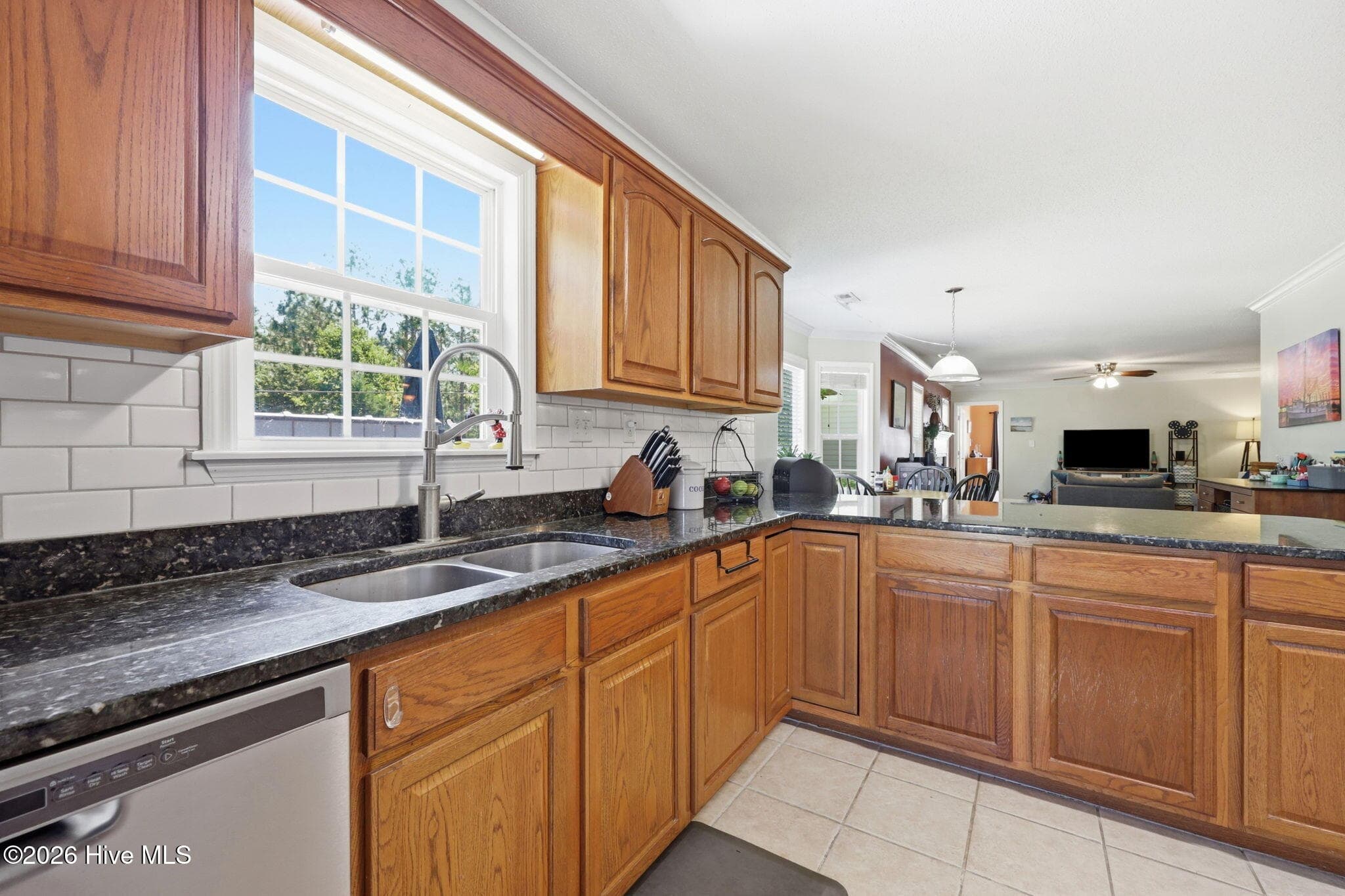 Single Family Residence at 135 Tifton Circle, Cape Carteret, NC 28584, Cape Carteret, photo 13 of 49