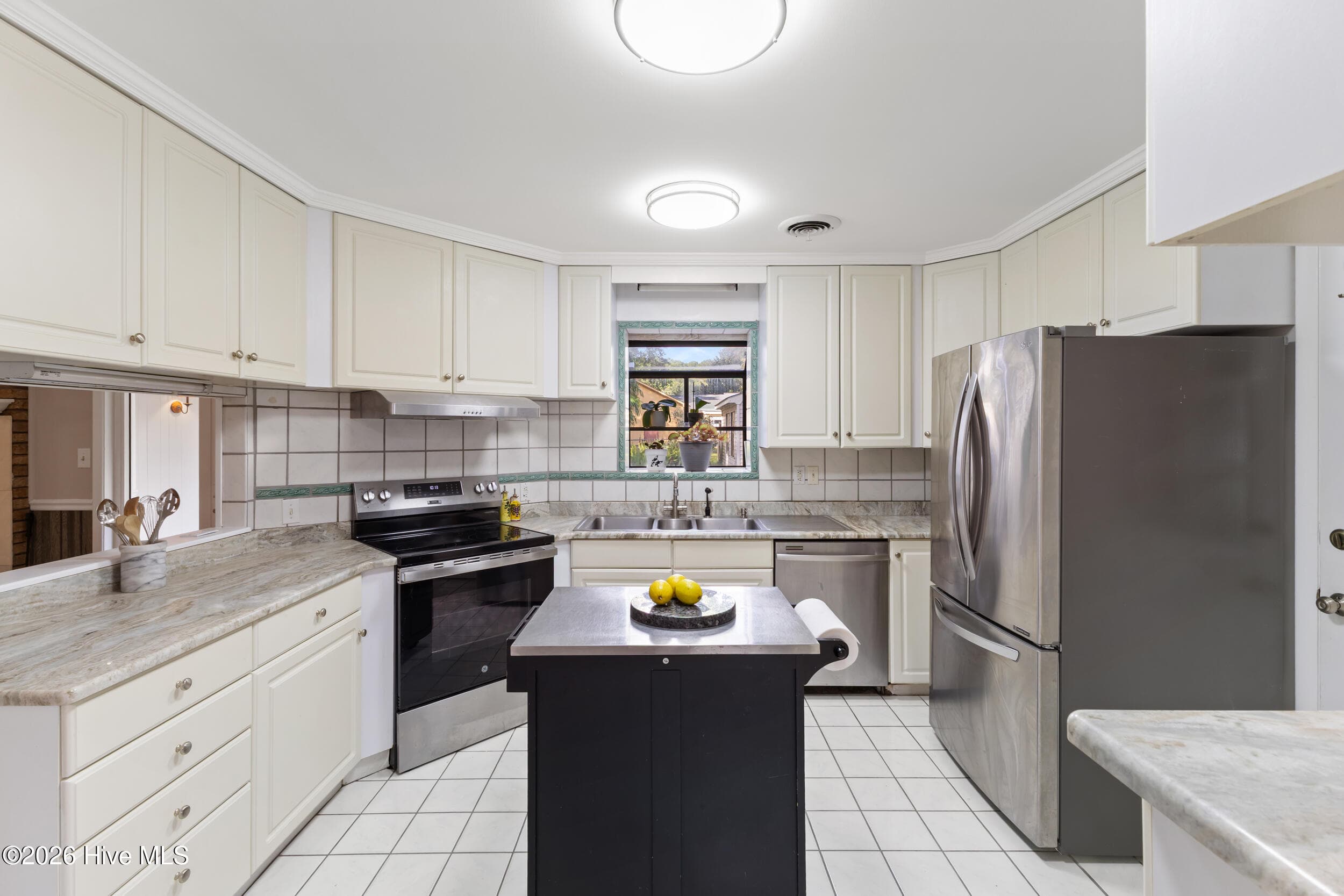 Single Family Residence at 763 Brunswick Place SE, Leland, NC 28451, photo 13 of 64