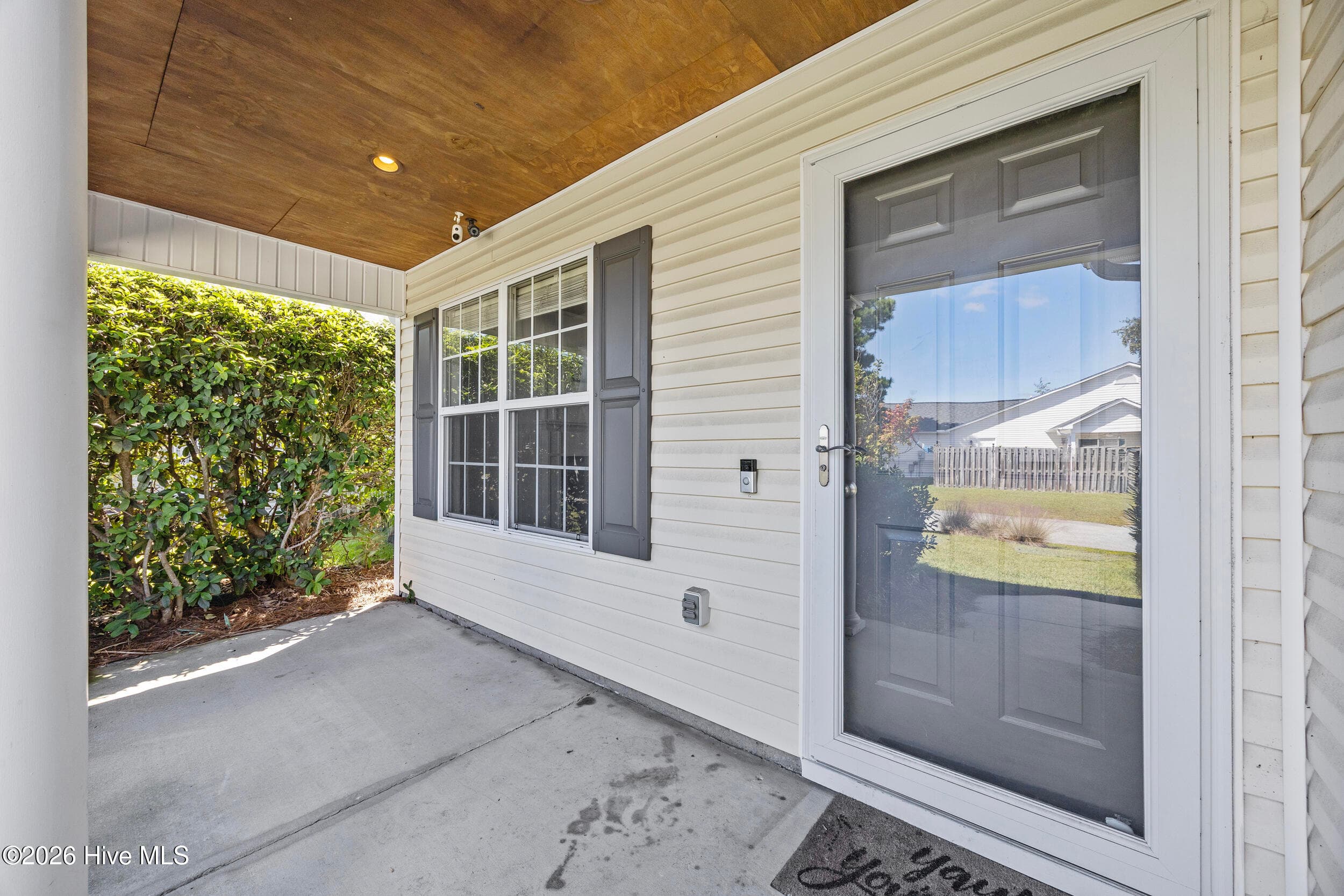Single Family Residence at 605 Brookbend Drive, Wilmington, NC 28411, photo 6 of 40
