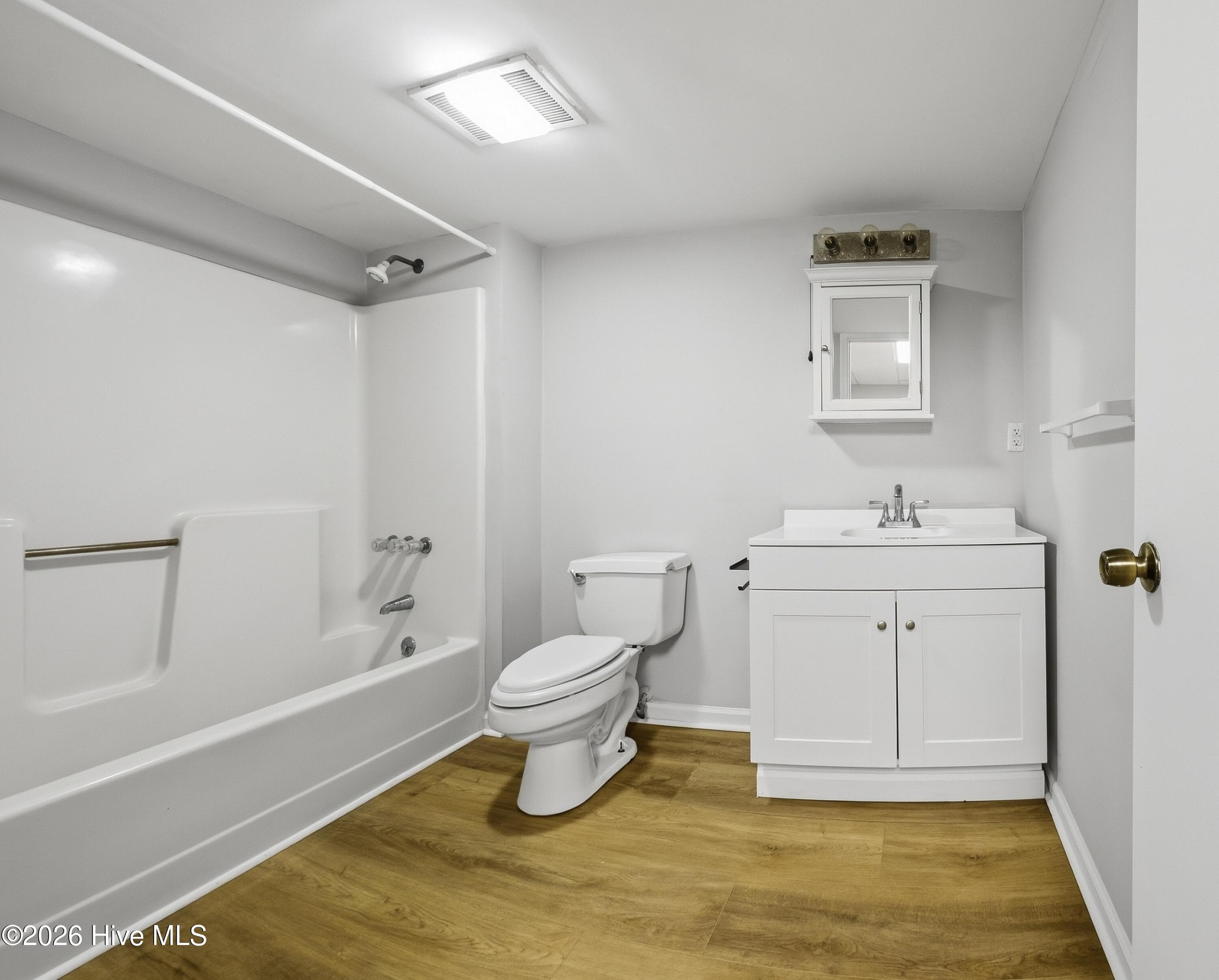 Single Family Residence at 306 Shore Point Drive, Wilmington, NC 28411, photo 50 of 86