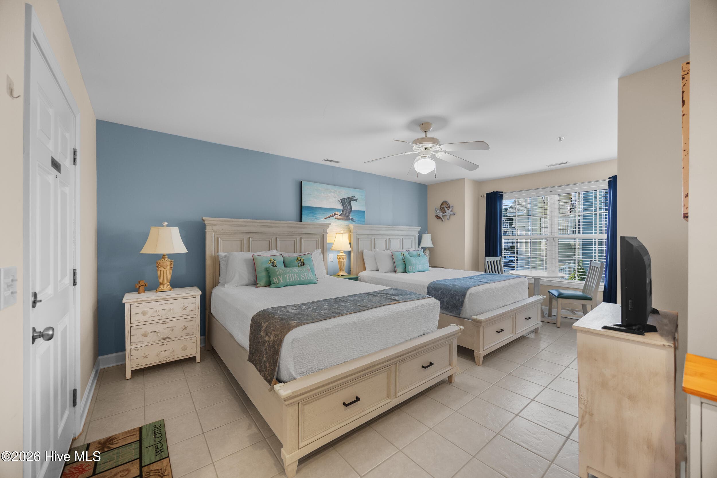 Lockout Studio - 2 new Queen Beds and Mattresses - 1215 N Middleton Drive NW 2304, Calabash, NC 28467