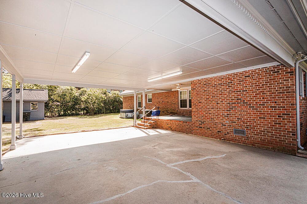 Single Family Residence at 218 Forest Hills Road NW, Wilson, NC 27896, photo 6 of 45
