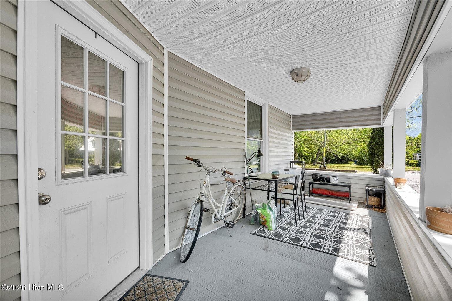Front unit porch - 305 Macmillan Avenue N, Wilmington, NC 28403