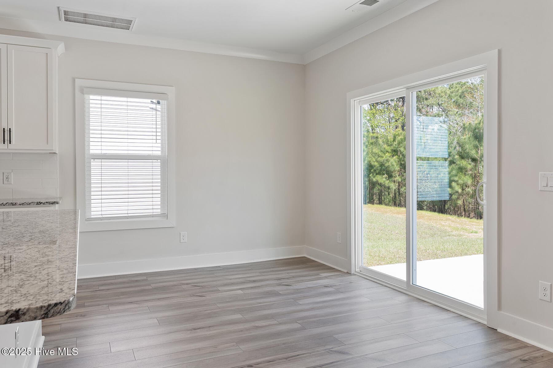 Single Family Residence at 27 S Umbrella Palm Drive, Hampstead, NC 28443, photo 10 of 21