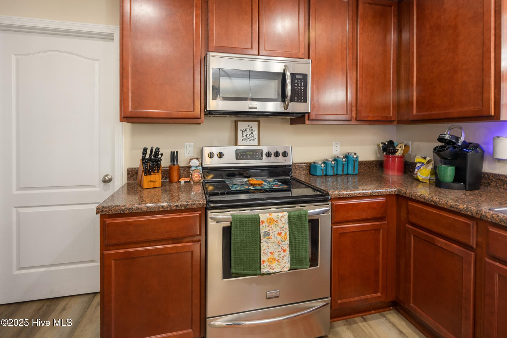 Single Family Residence at 21 Northgate Lane, Clinton, NC 28328, photo 11 of 28