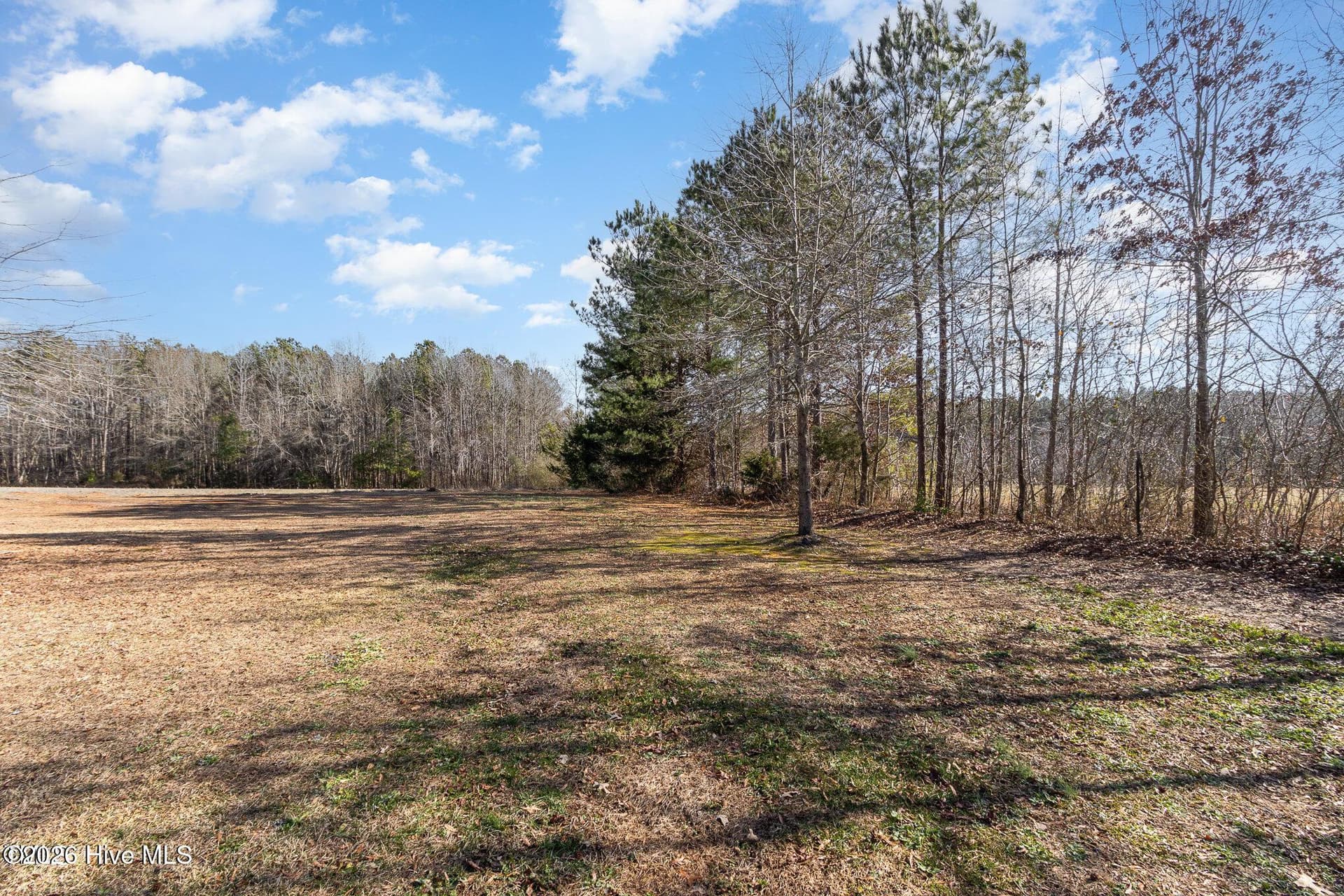Manufactured Home at 605 Big Woods Road, Macon, NC 27551, photo 4 of 38
