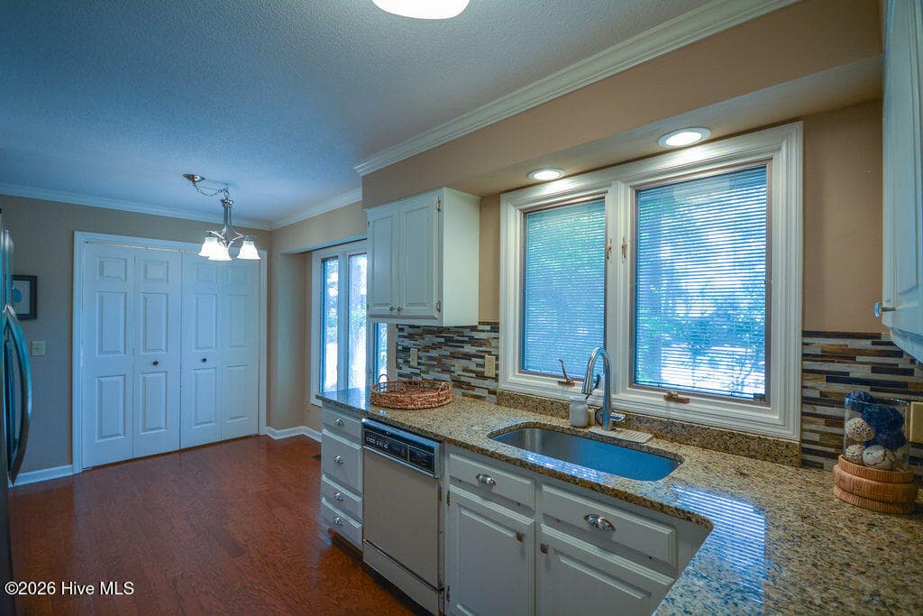 Townhouse at 285 Sugar Gum Lane Unit 20, Pinehurst, NC 28374, photo 19 of 75